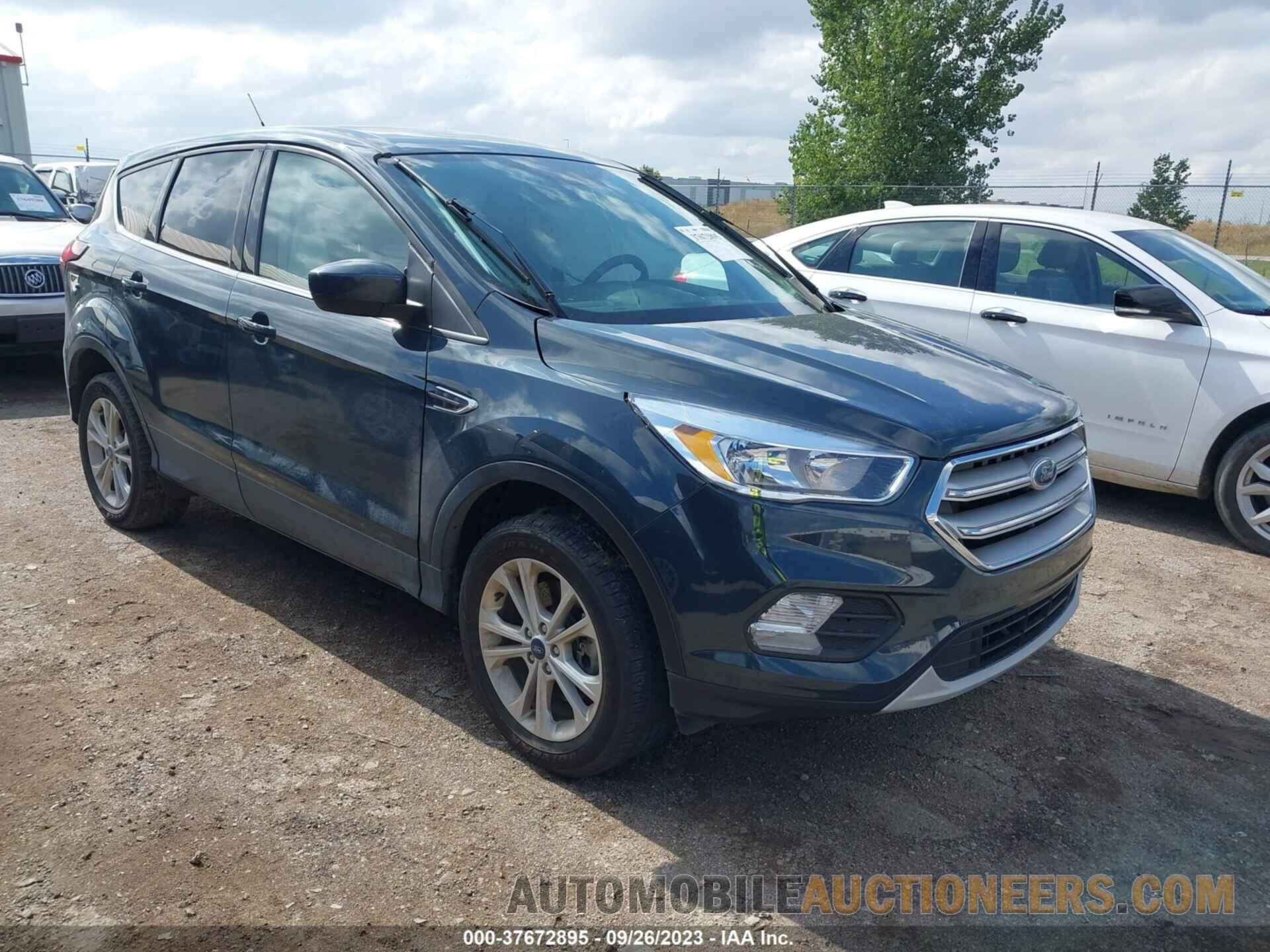 1FMCU9GD0KUB14229 FORD ESCAPE 2019