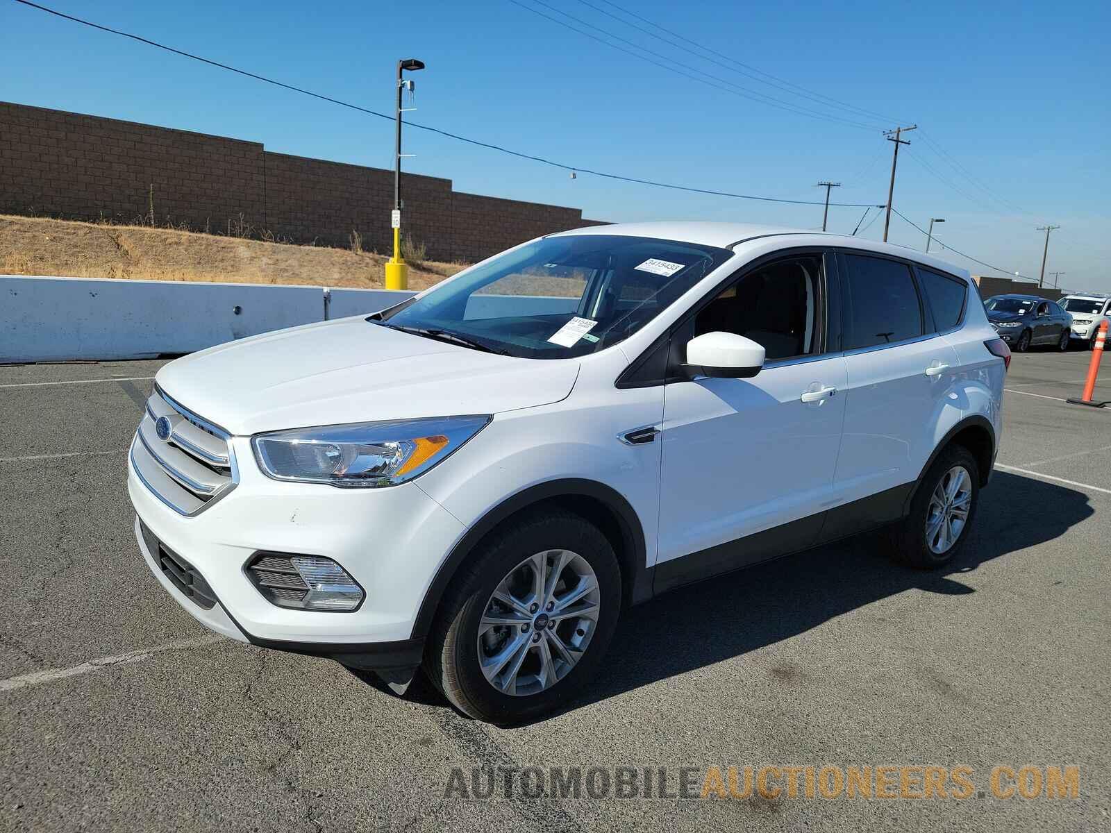 1FMCU9GD0KUB68629 Ford Escape 2019