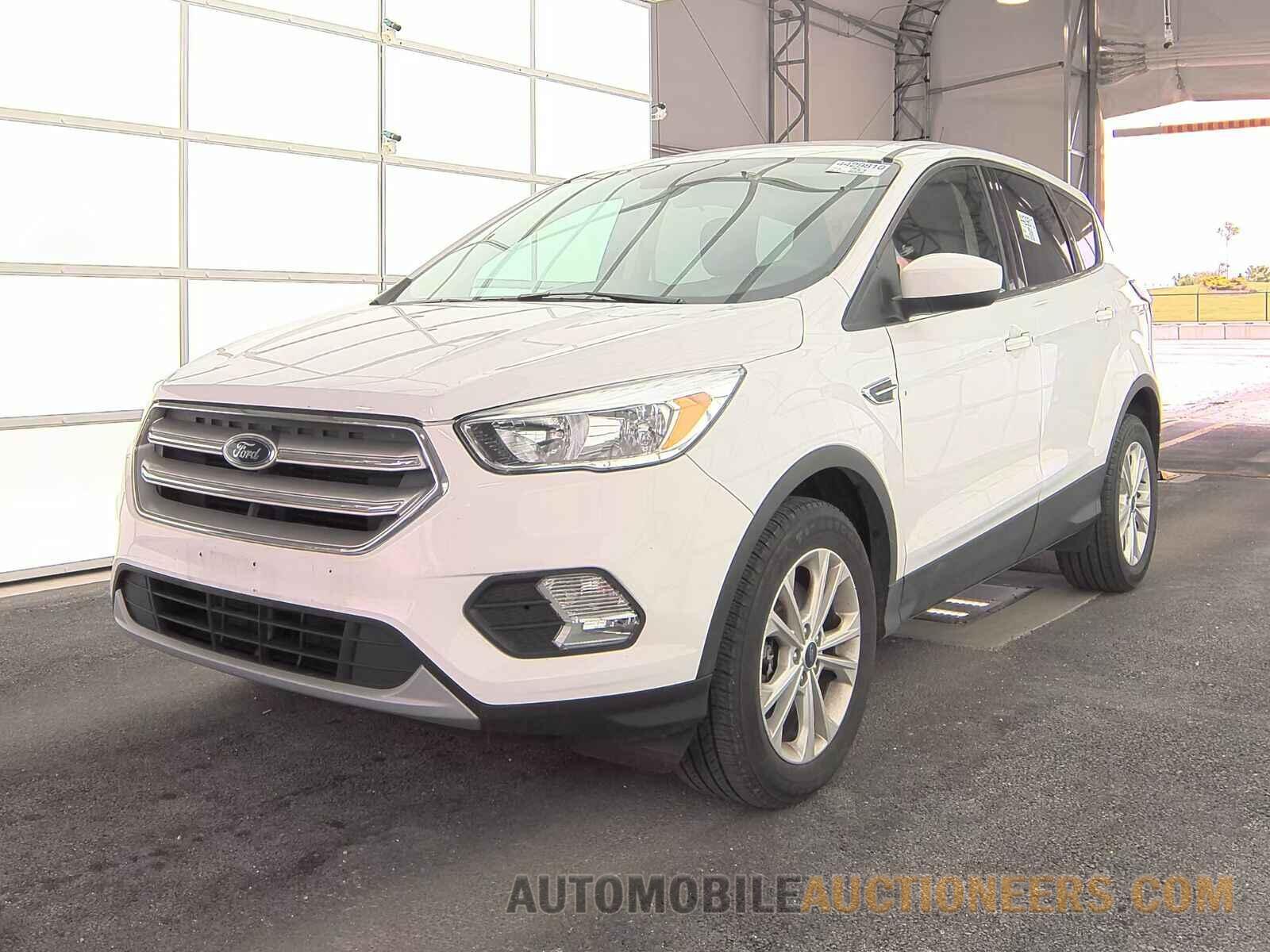 1FMCU9GD0KUC24987 Ford Escape 2019