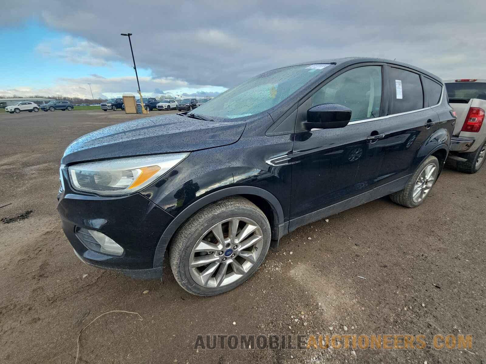 1FMCU9GD1HUA44149 Ford Escape 2017