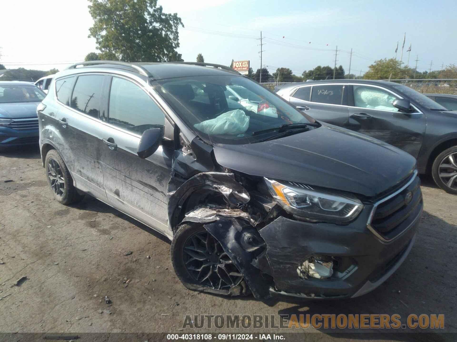 1FMCU9GD1HUC24070 FORD ESCAPE 2017