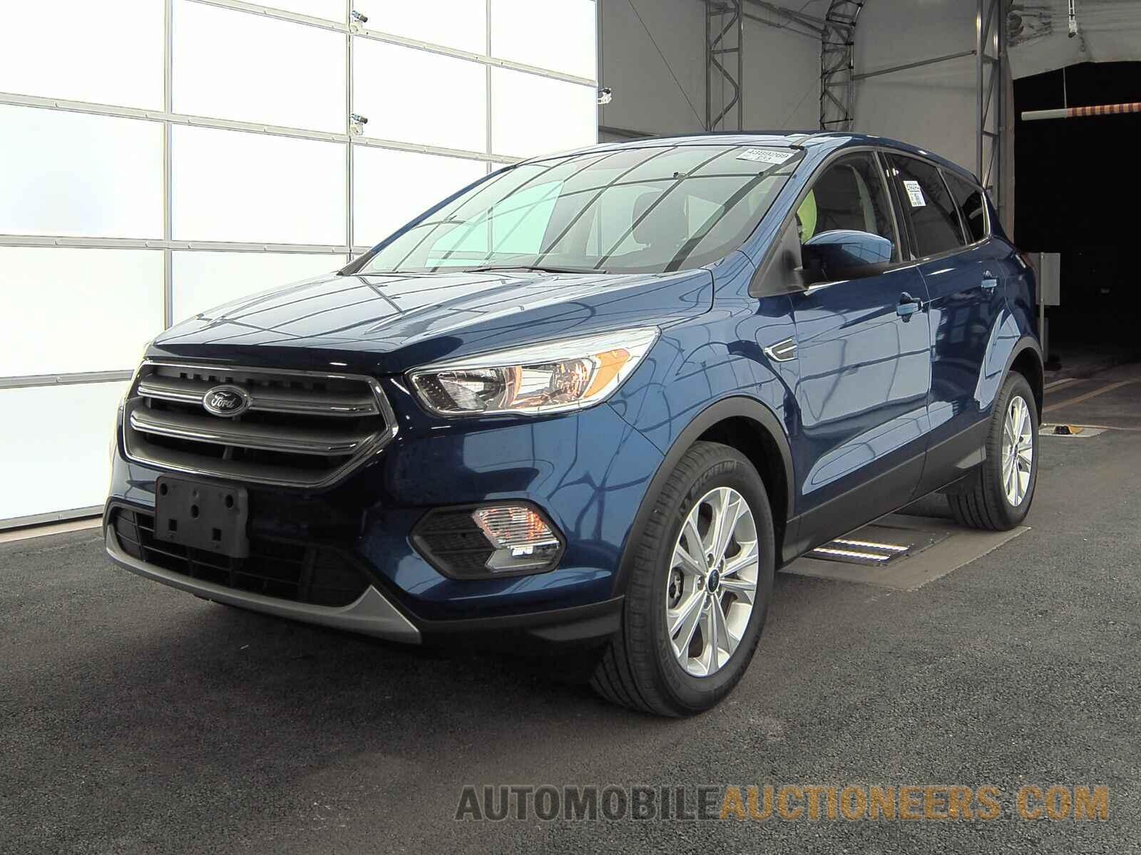 1FMCU9GD1HUE87496 Ford Escape 2017