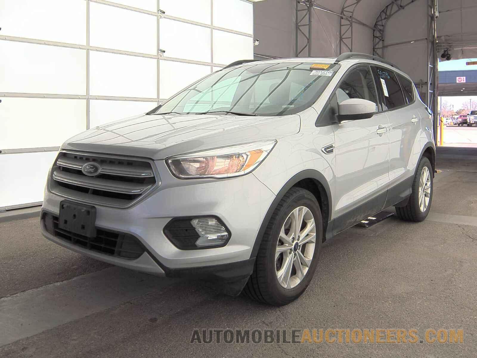 1FMCU9GD1JUA10833 Ford Escape 2018