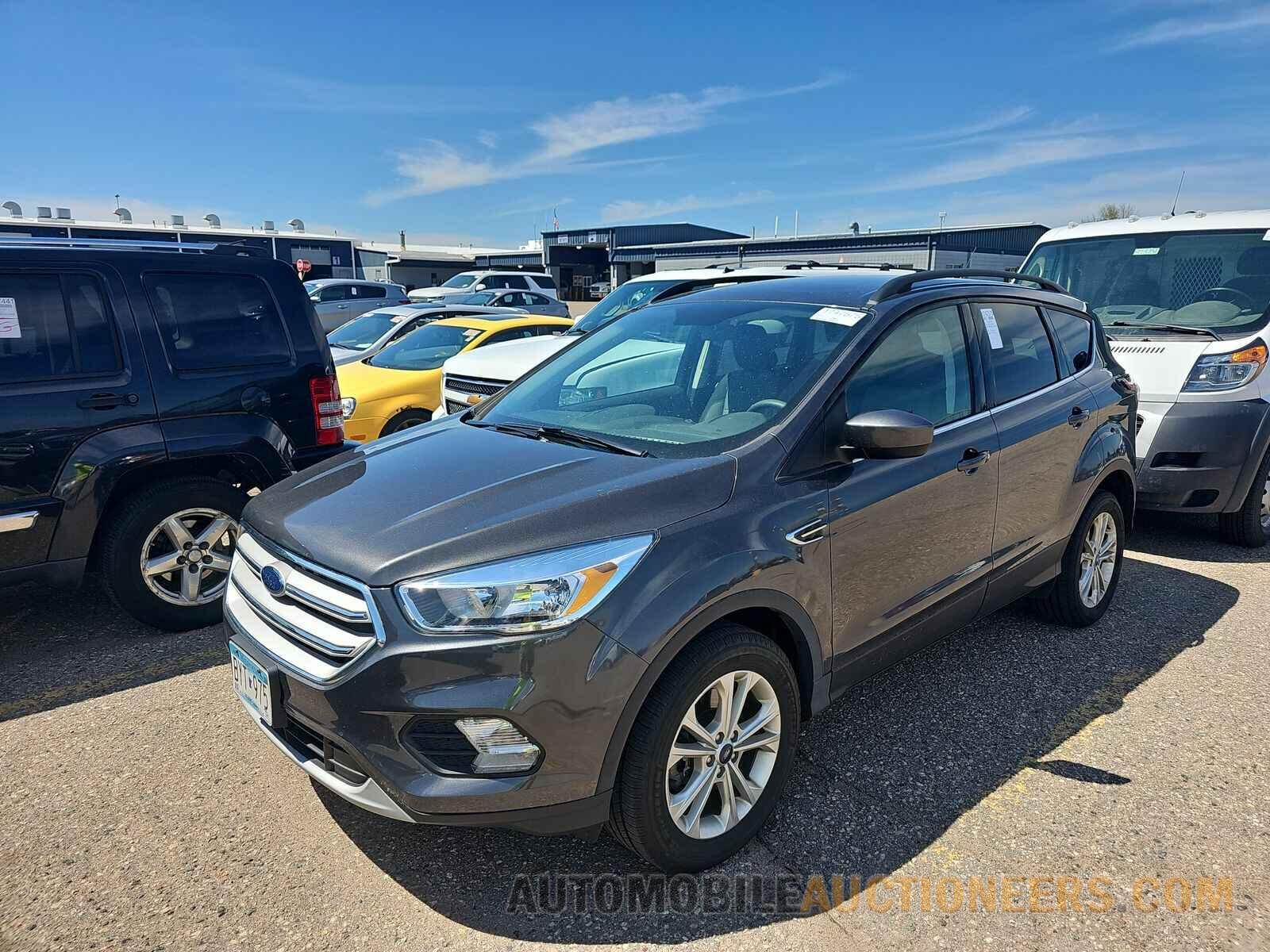 1FMCU9GD1JUC70603 Ford Escape 2018