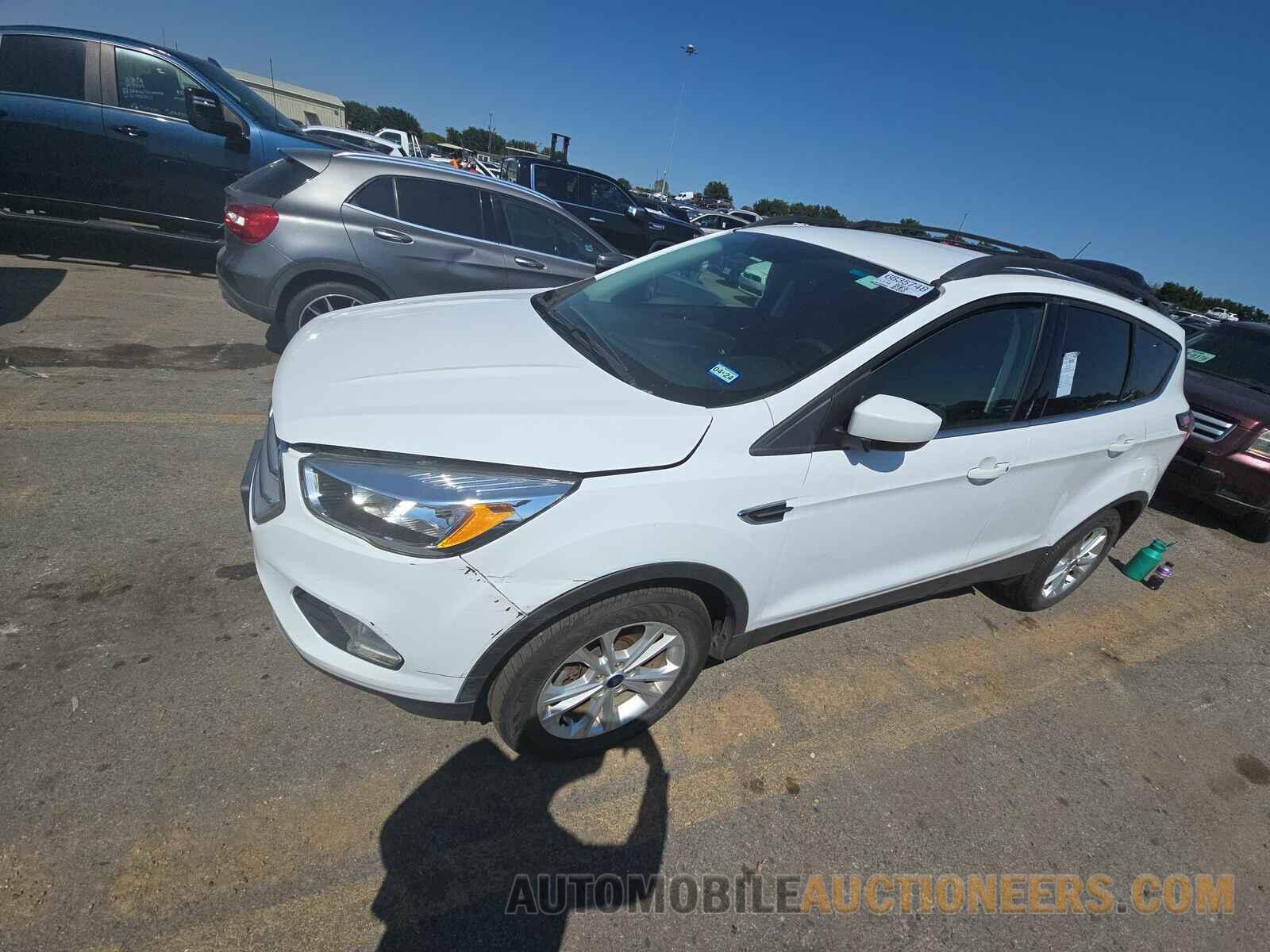 1FMCU9GD1JUC88356 Ford Escape 2018