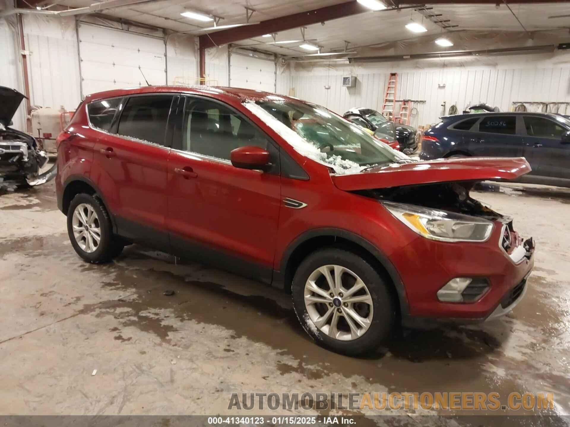 1FMCU9GD1KUA17041 FORD ESCAPE 2019