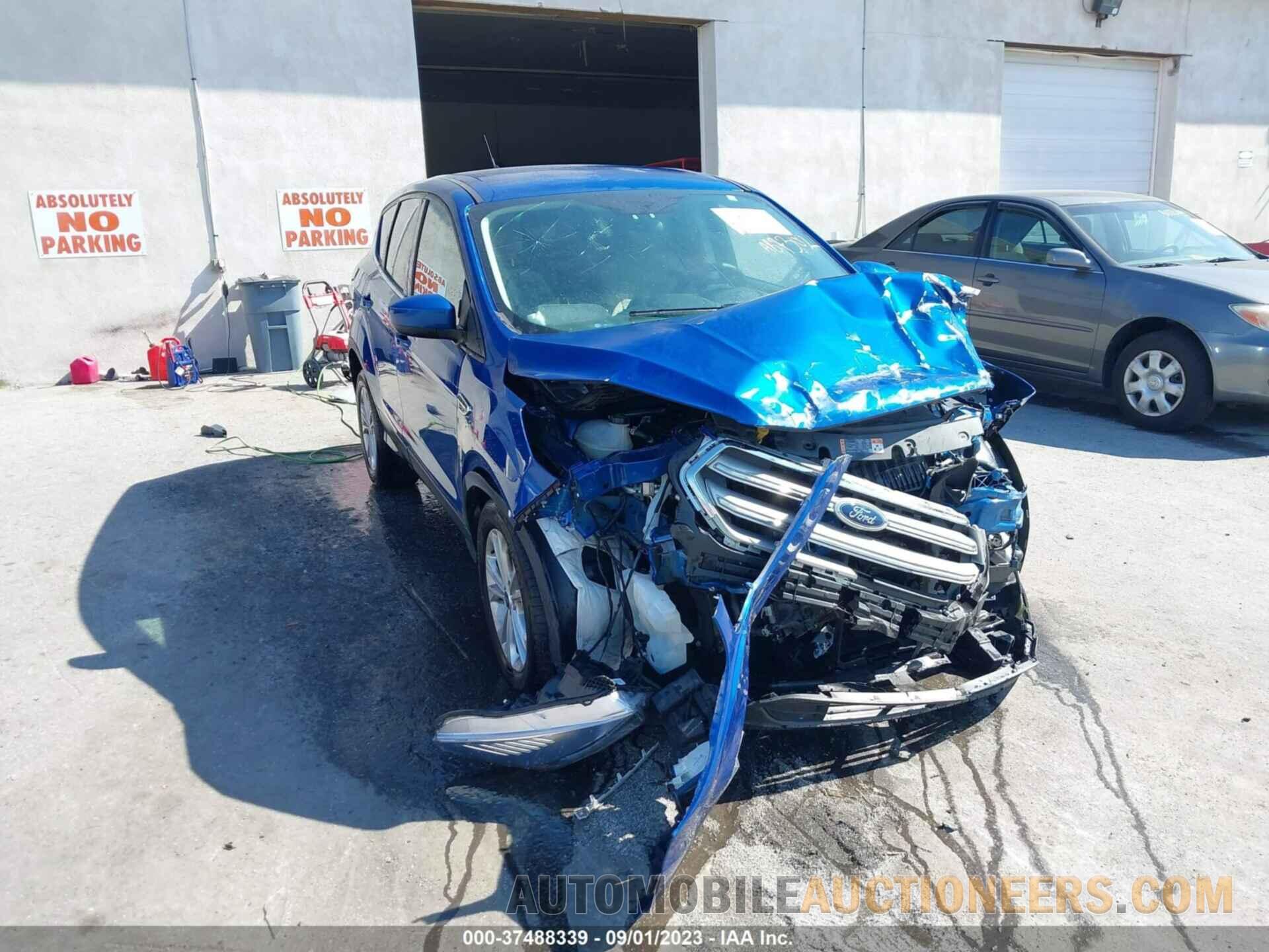 1FMCU9GD1KUA87302 FORD ESCAPE 2019