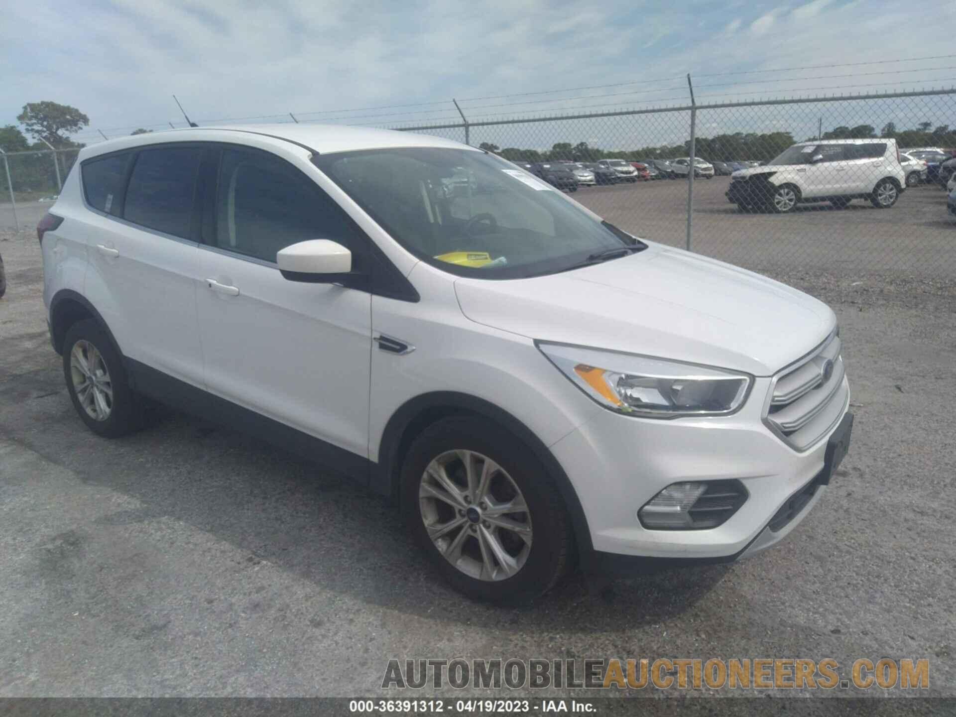 1FMCU9GD1KUB09640 FORD ESCAPE 2019