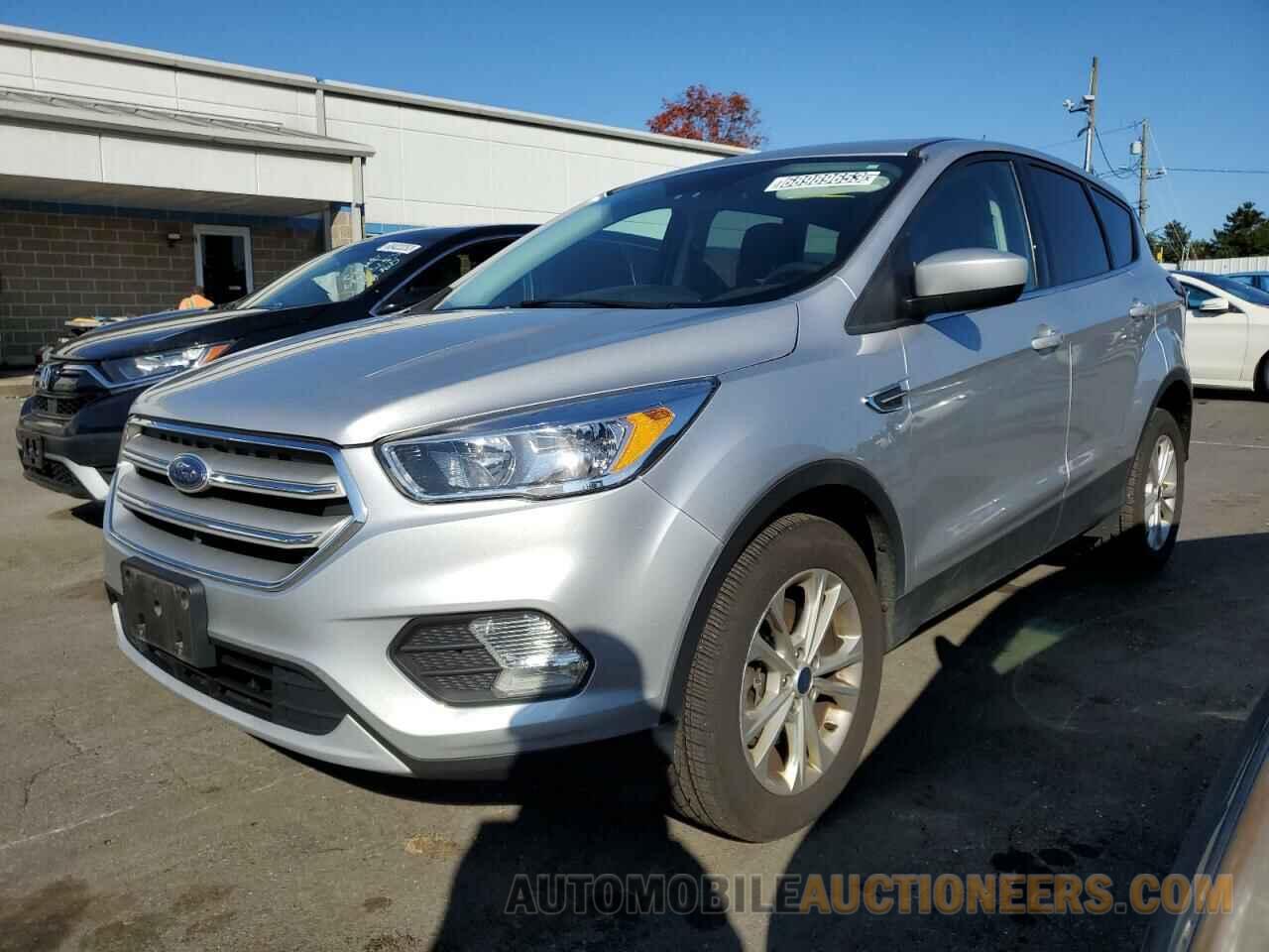 1FMCU9GD1KUB18421 FORD ESCAPE 2019