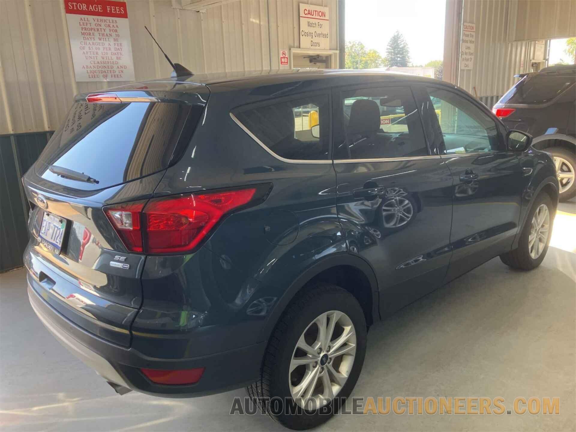 1FMCU9GD1KUB33341 FORD ESCAPE 2019