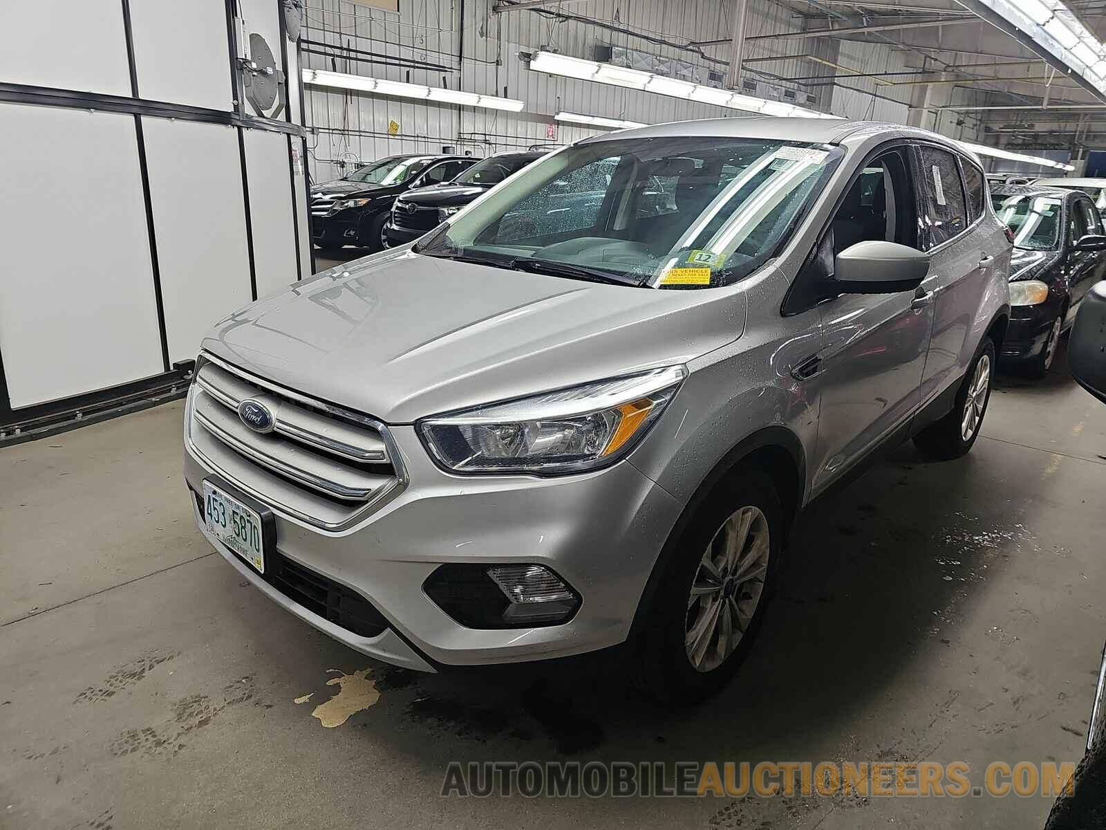 1FMCU9GD1KUB65576 Ford Escape 2019