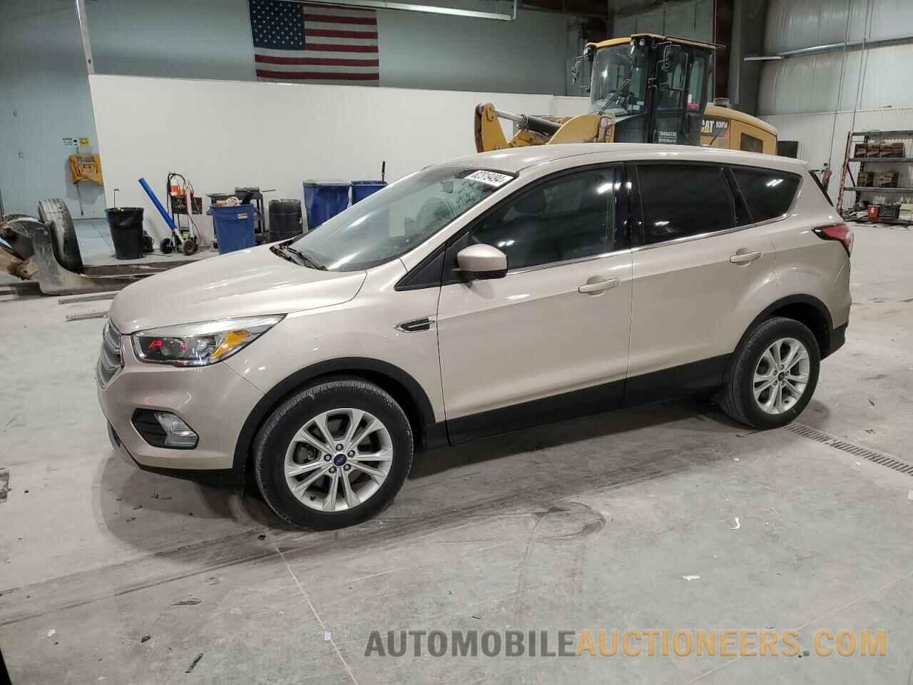 1FMCU9GD2HUB59276 FORD ESCAPE 2017