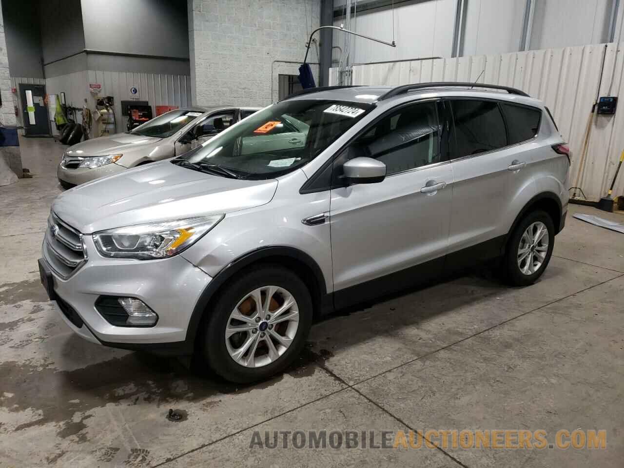 1FMCU9GD2HUC64190 FORD ESCAPE 2017