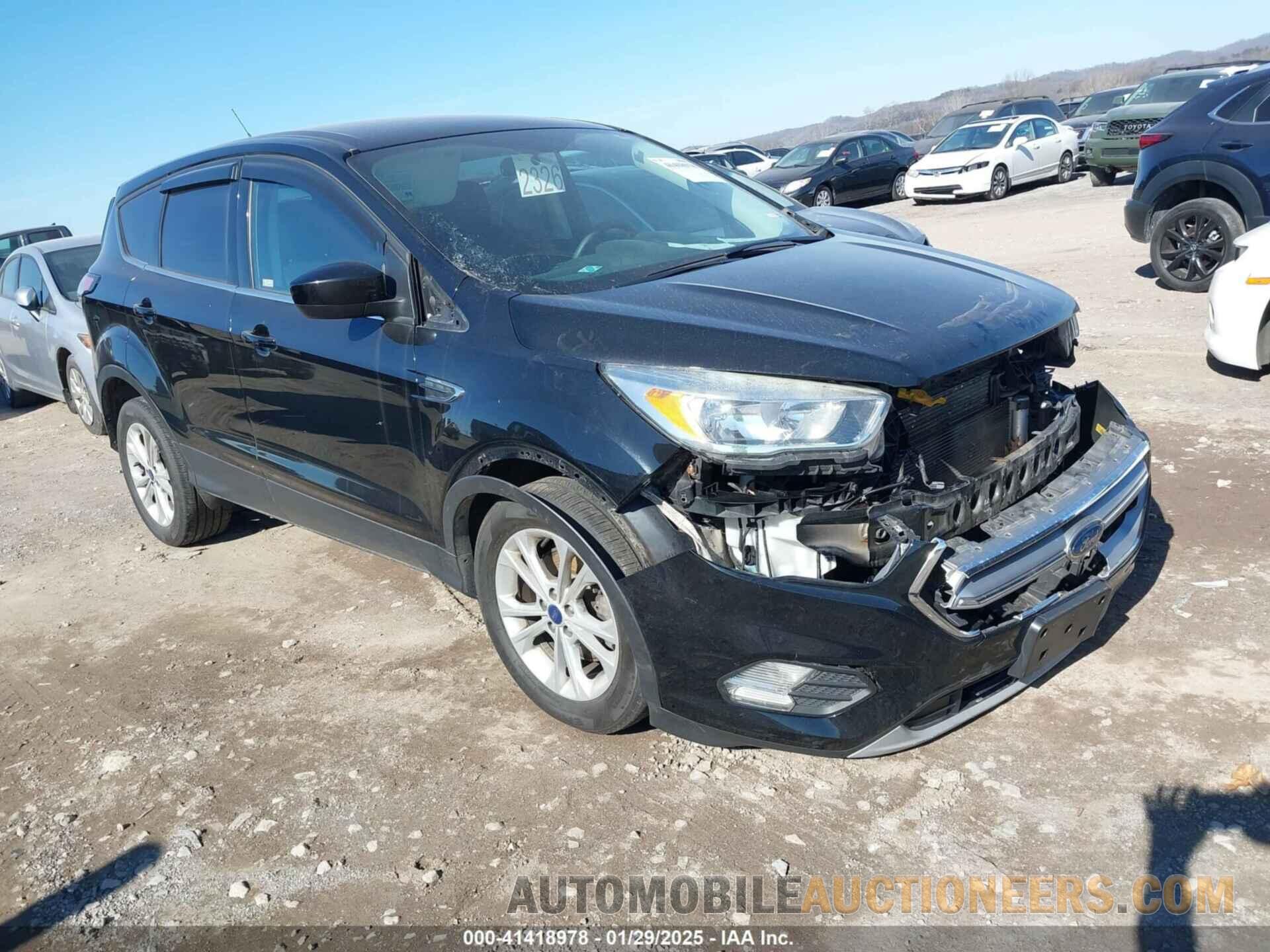 1FMCU9GD2HUE20096 FORD ESCAPE 2017