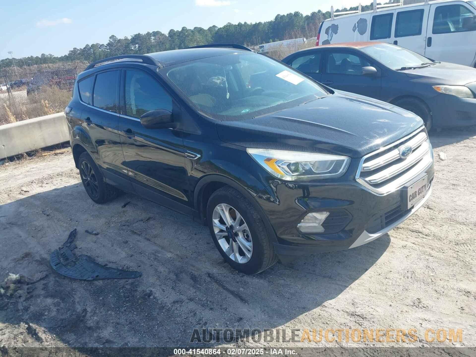 1FMCU9GD2HUF00403 FORD ESCAPE 2017