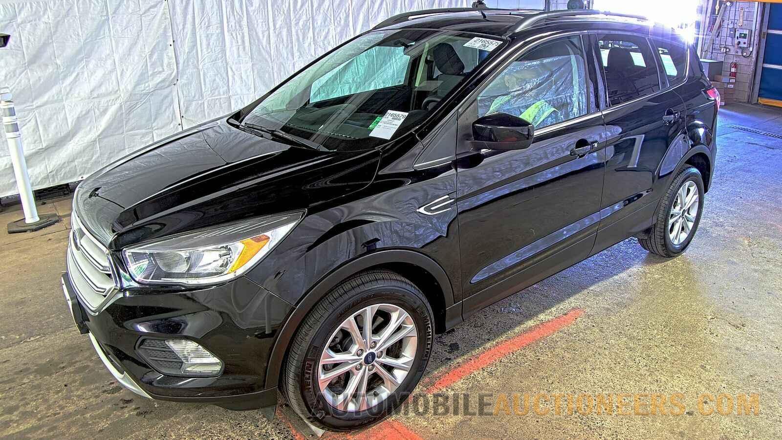 1FMCU9GD2JUB28891 Ford Escape 2018