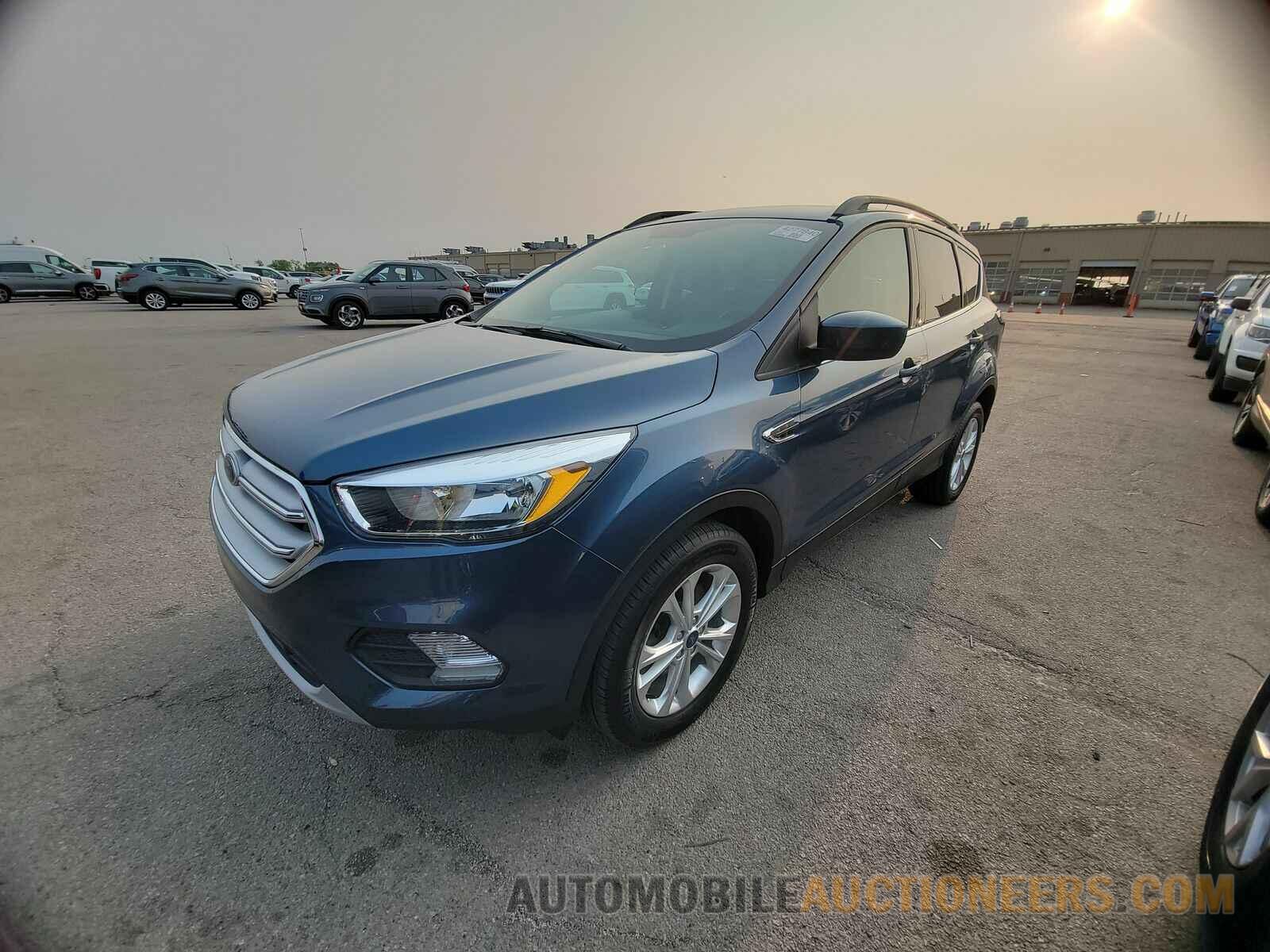 1FMCU9GD2JUB82854 Ford Escape 2018