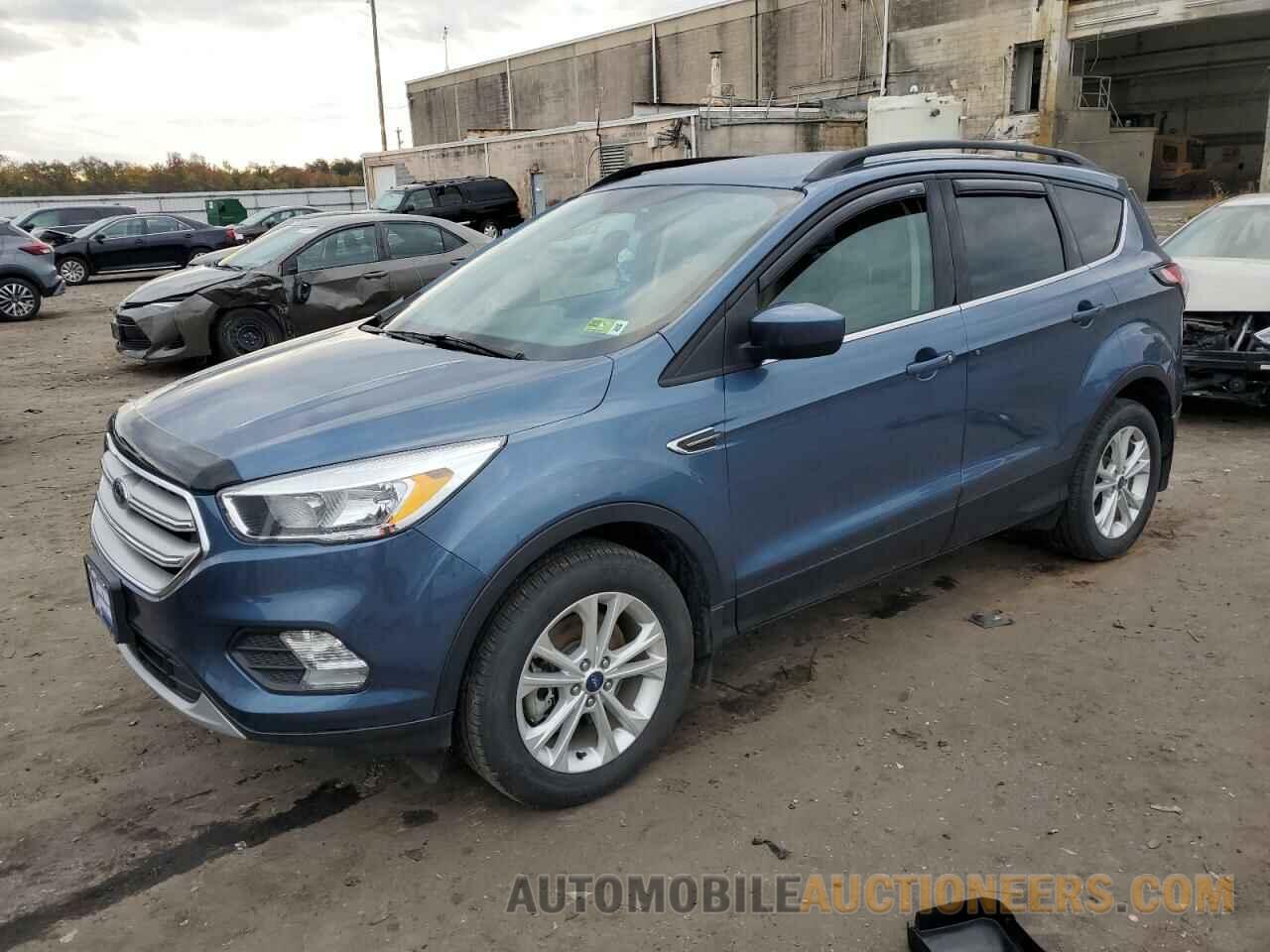 1FMCU9GD2JUC17263 FORD ESCAPE 2018