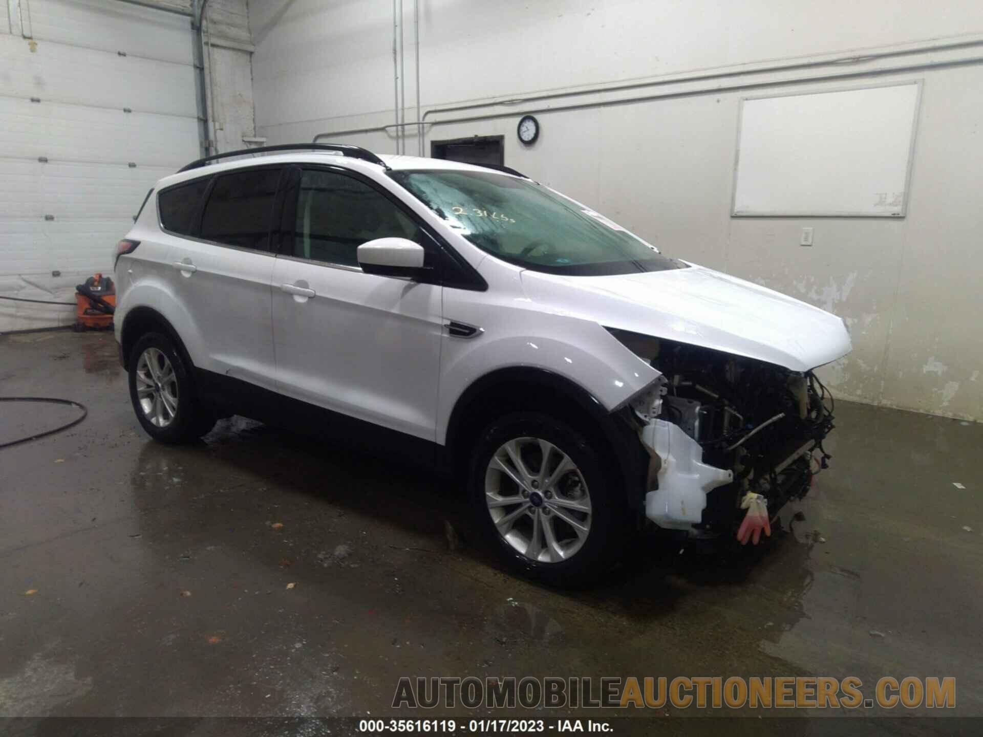 1FMCU9GD2JUC41076 FORD ESCAPE 2018