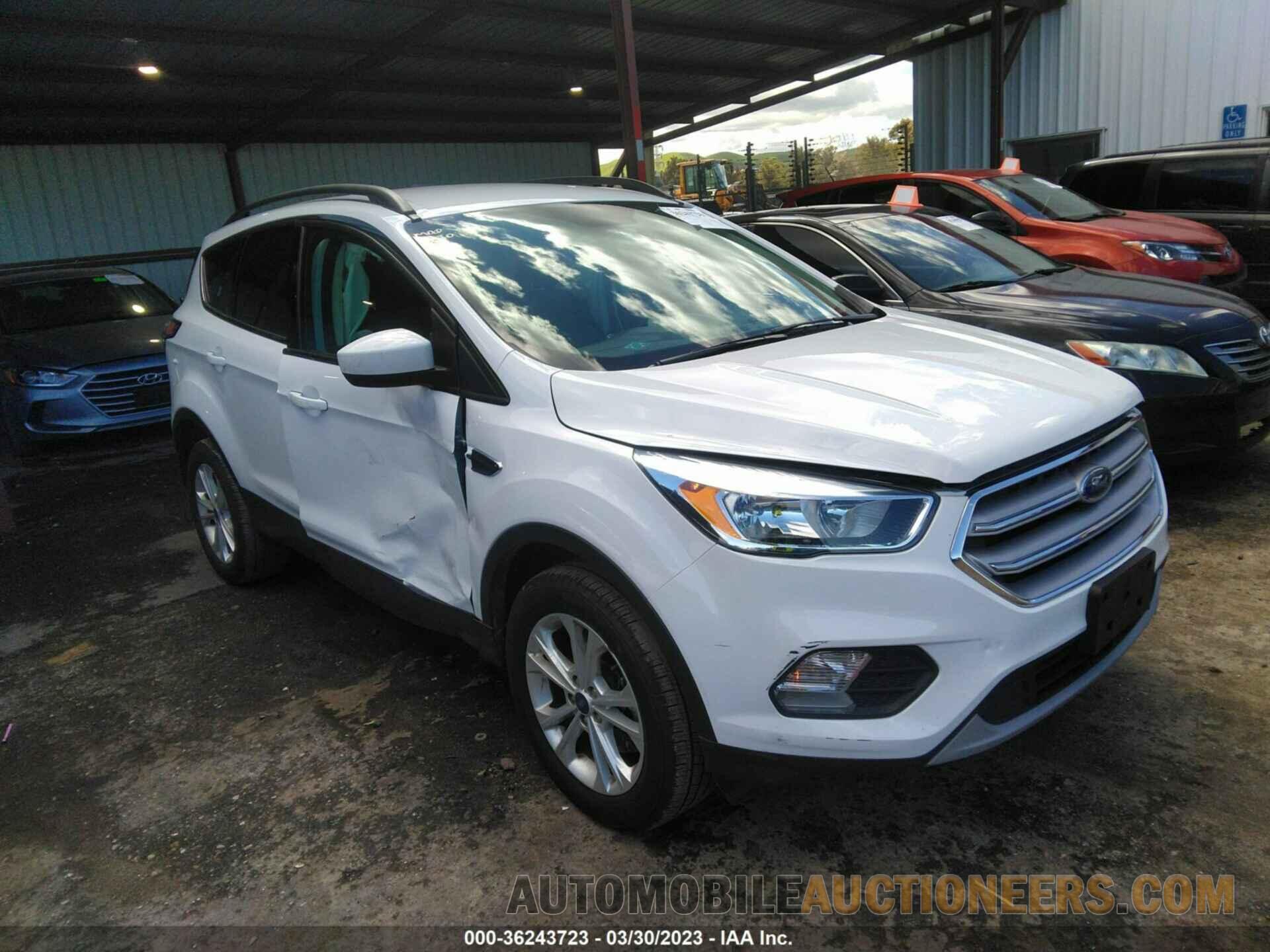 1FMCU9GD2JUC60582 FORD ESCAPE 2018