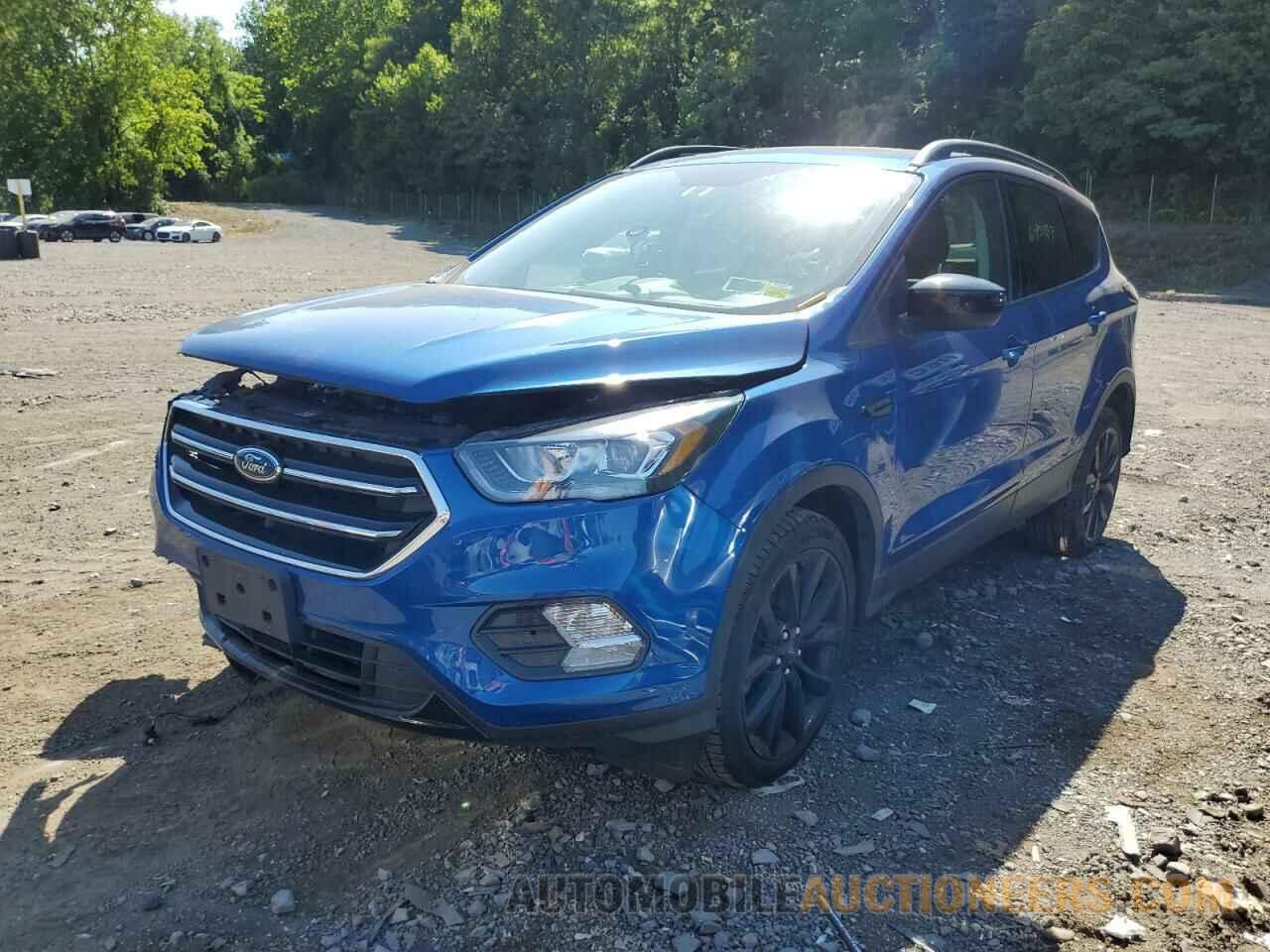 1FMCU9GD2JUD33417 FORD ESCAPE 2018