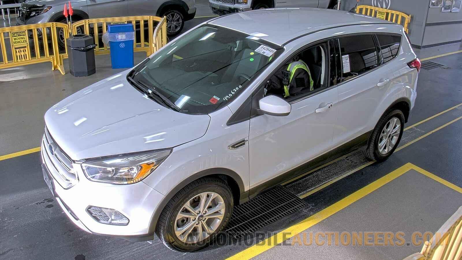 1FMCU9GD2KUA84585 Ford Escape 2019