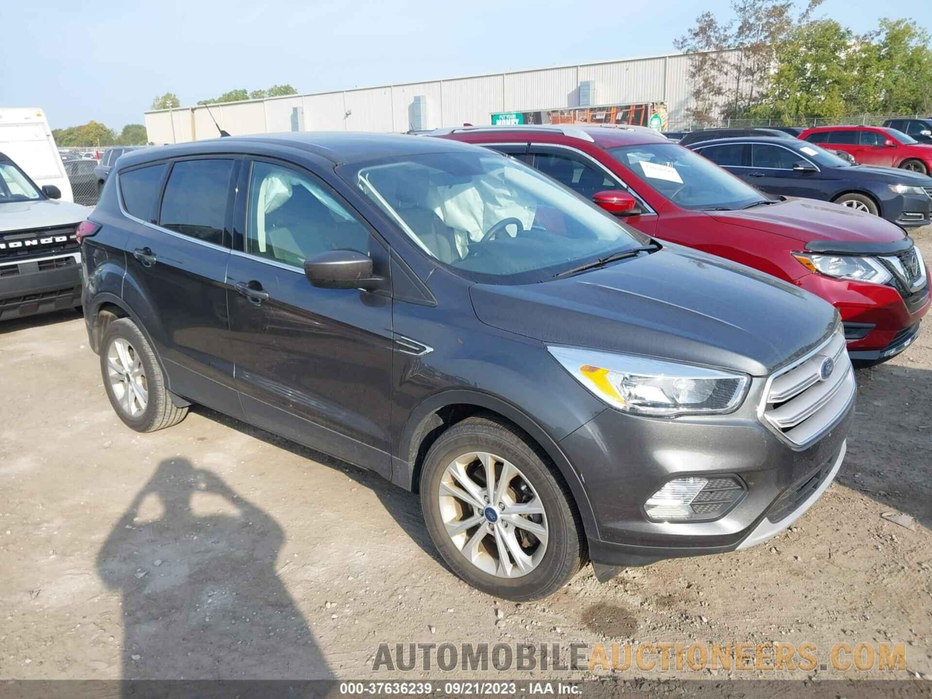 1FMCU9GD2KUA98454 FORD ESCAPE 2019