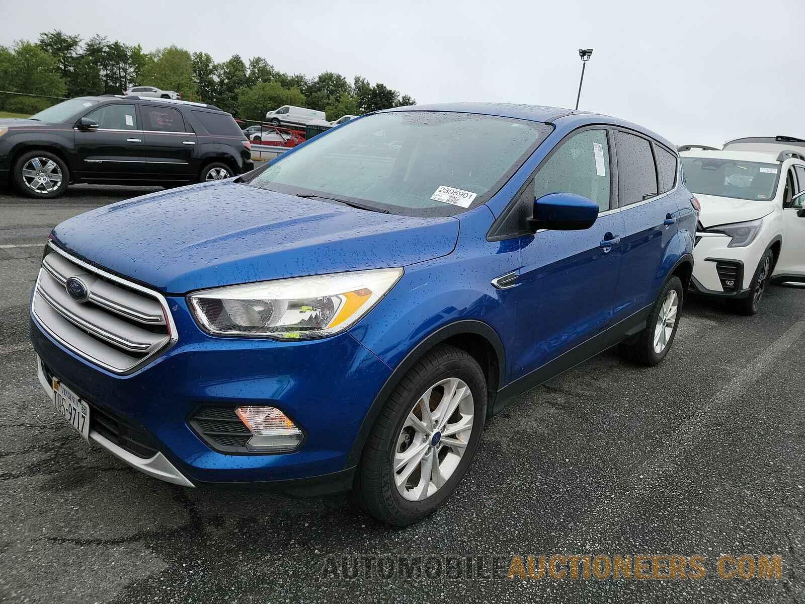 1FMCU9GD2KUC06880 Ford Escape 2019