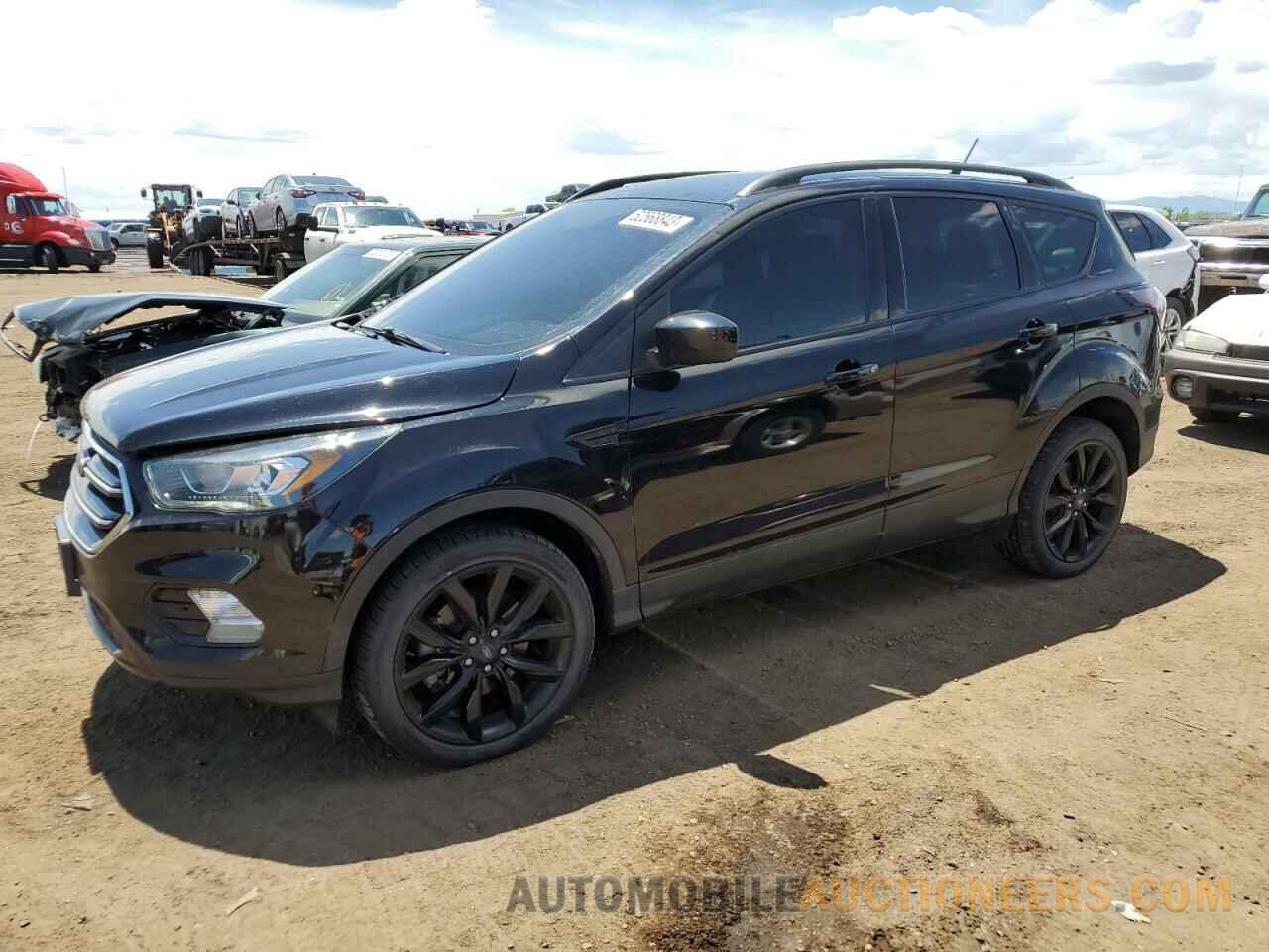 1FMCU9GD3JUB06074 FORD ESCAPE 2018