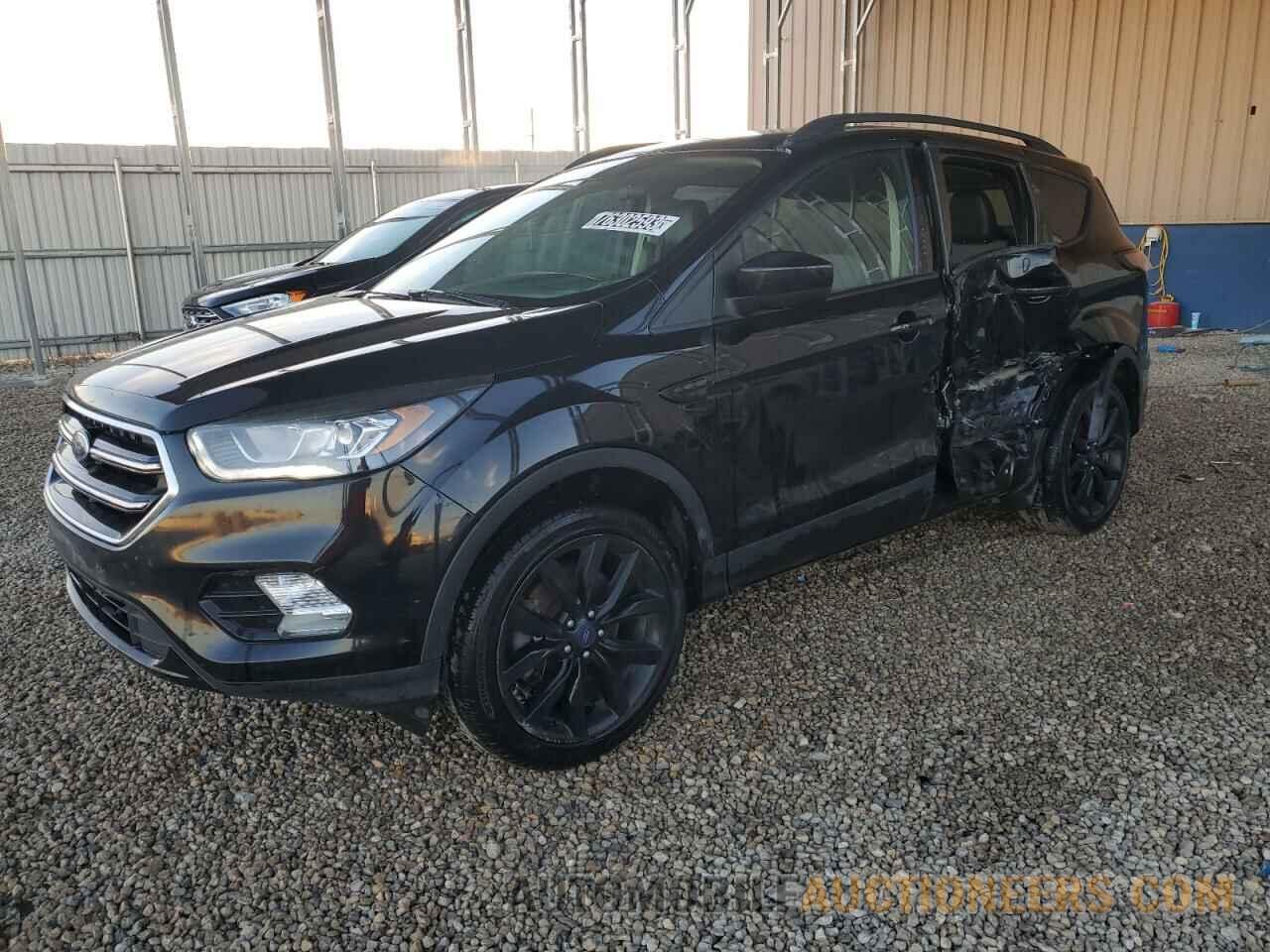 1FMCU9GD3JUB30262 FORD ESCAPE 2018