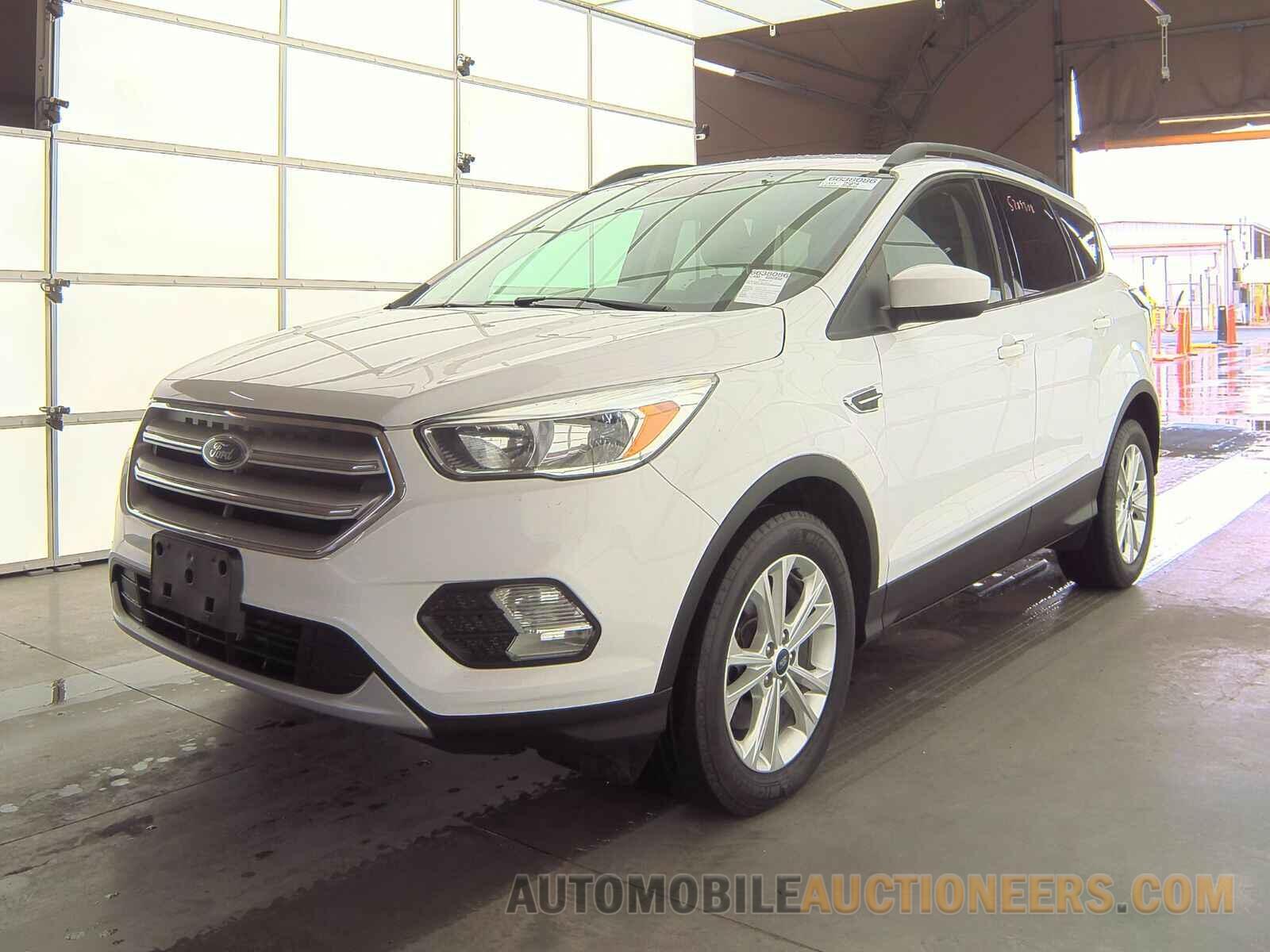 1FMCU9GD3JUB59583 Ford Escape 2018