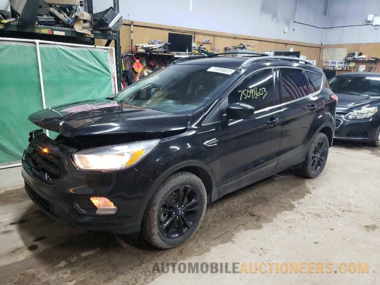 1FMCU9GD3JUB82846 FORD ESCAPE 2018