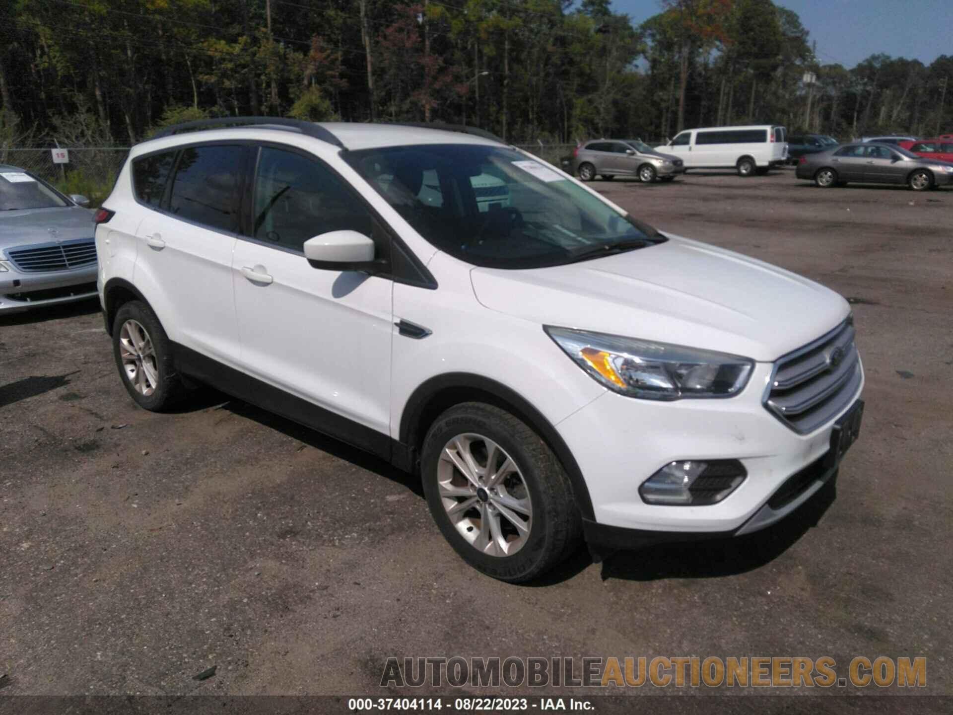 1FMCU9GD3JUC00407 FORD ESCAPE 2018