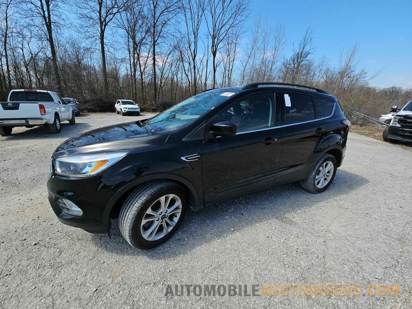 1FMCU9GD3JUC05011 Ford Escape 2018