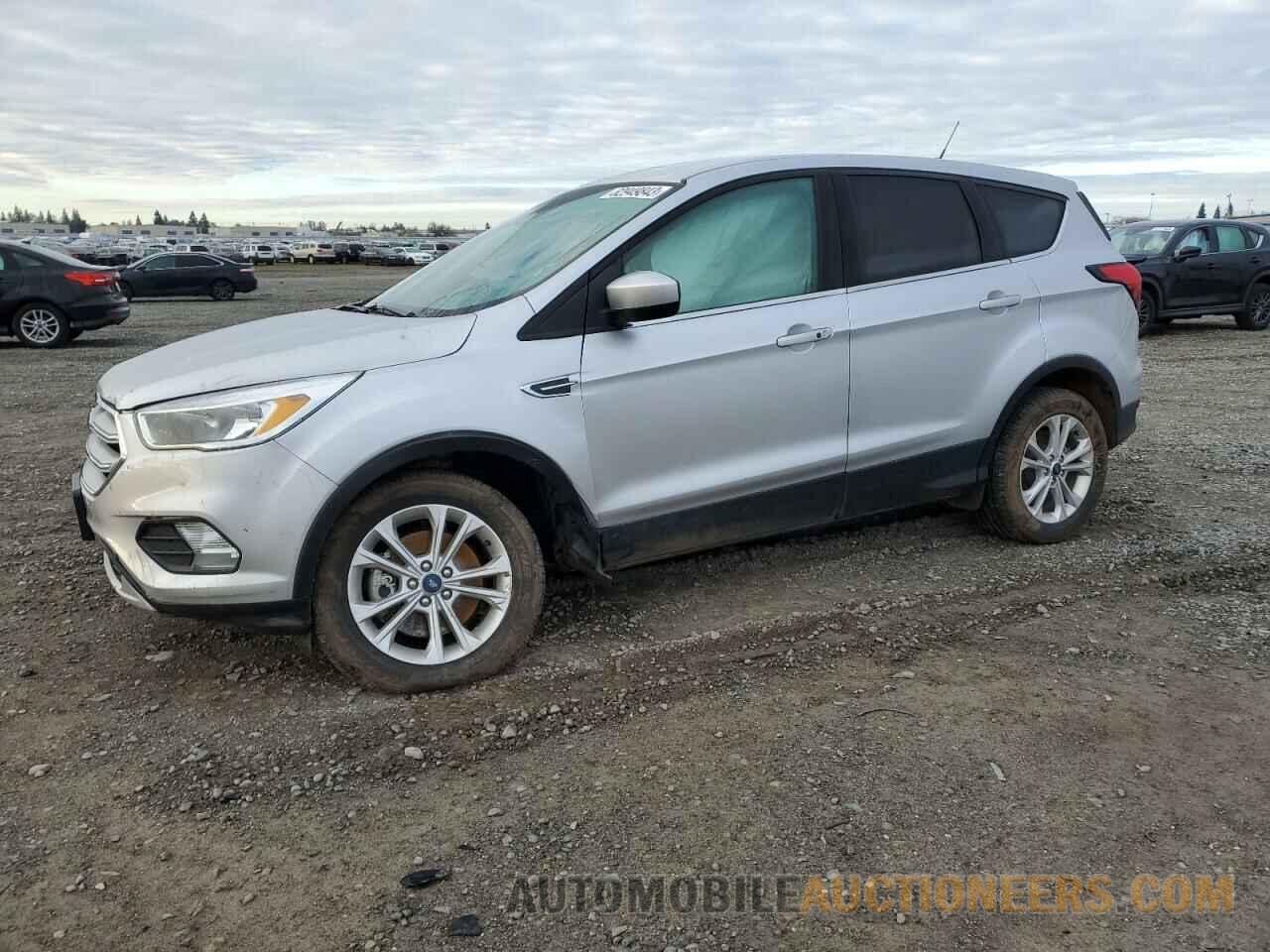 1FMCU9GD3KUB79818 FORD ESCAPE 2019