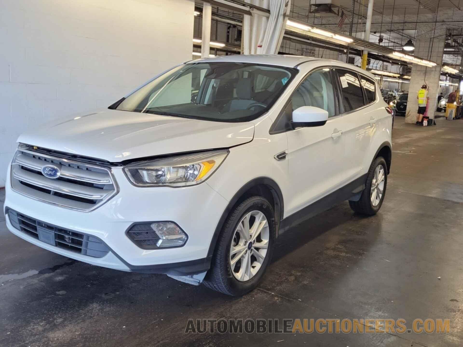 1FMCU9GD3KUB82525 FORD ESCAPE 2019