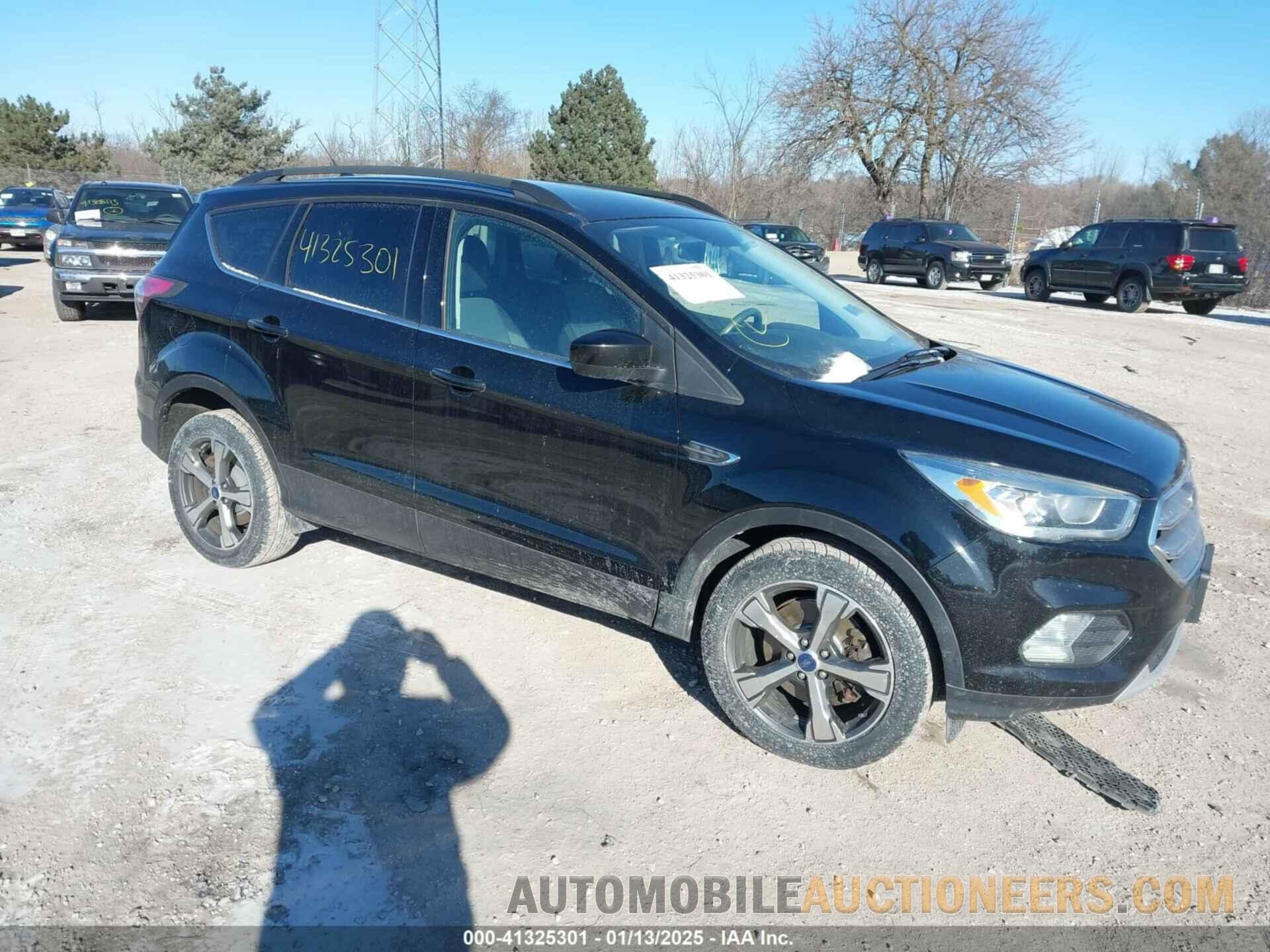 1FMCU9GD4HUA90123 FORD ESCAPE 2017