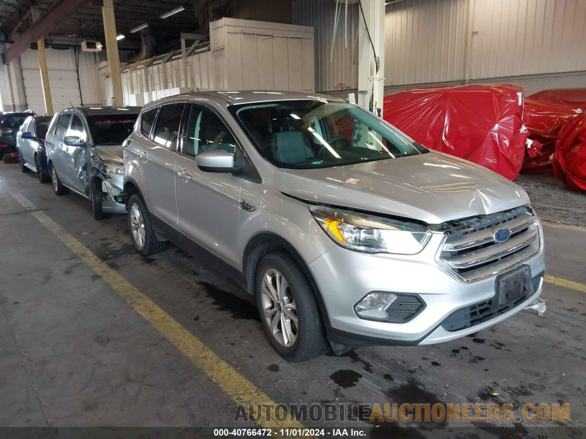 1FMCU9GD4HUA92695 FORD ESCAPE 2017