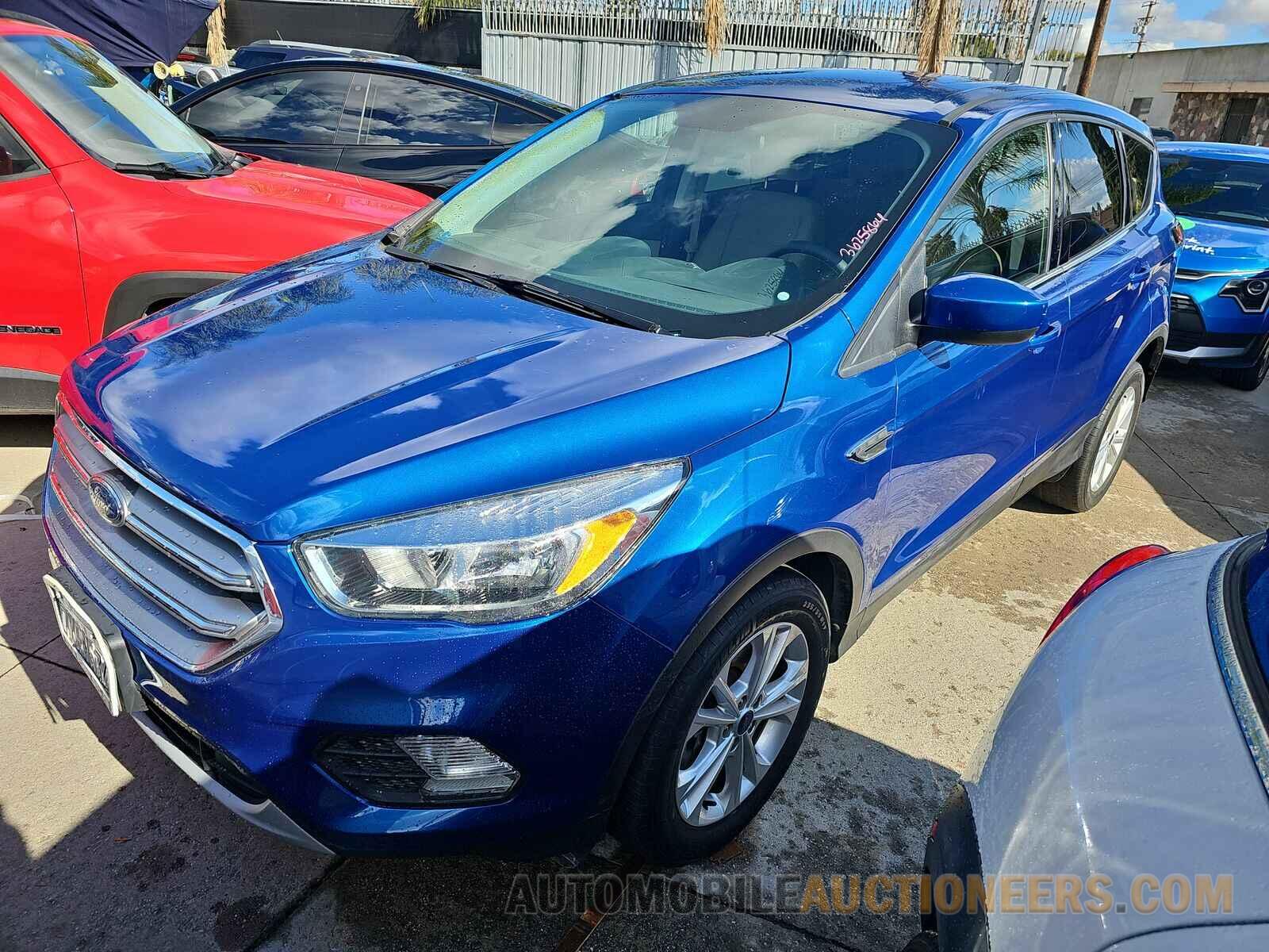 1FMCU9GD4HUC67706 Ford Escape 2017