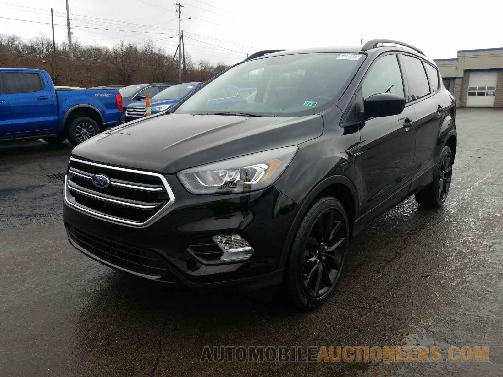 1FMCU9GD4HUE86617 Ford Escape 2017