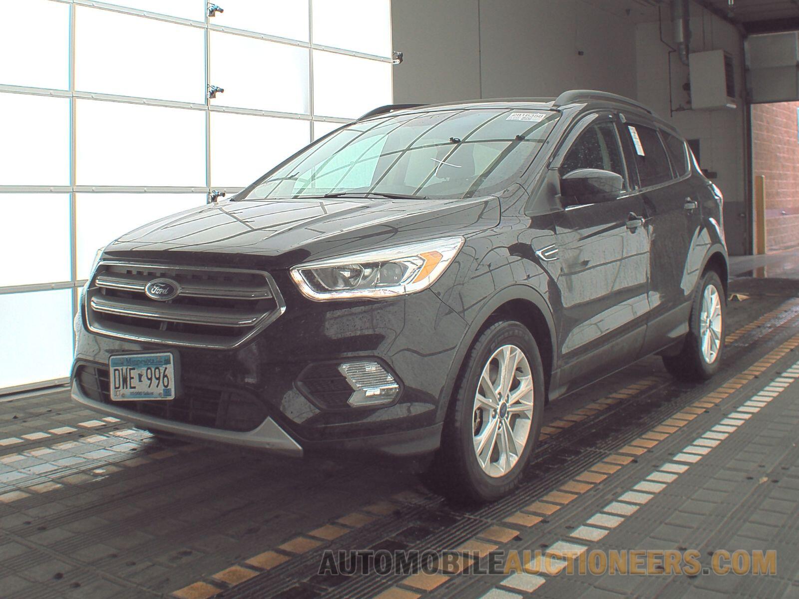 1FMCU9GD4HUE91025 Ford Escape 2017