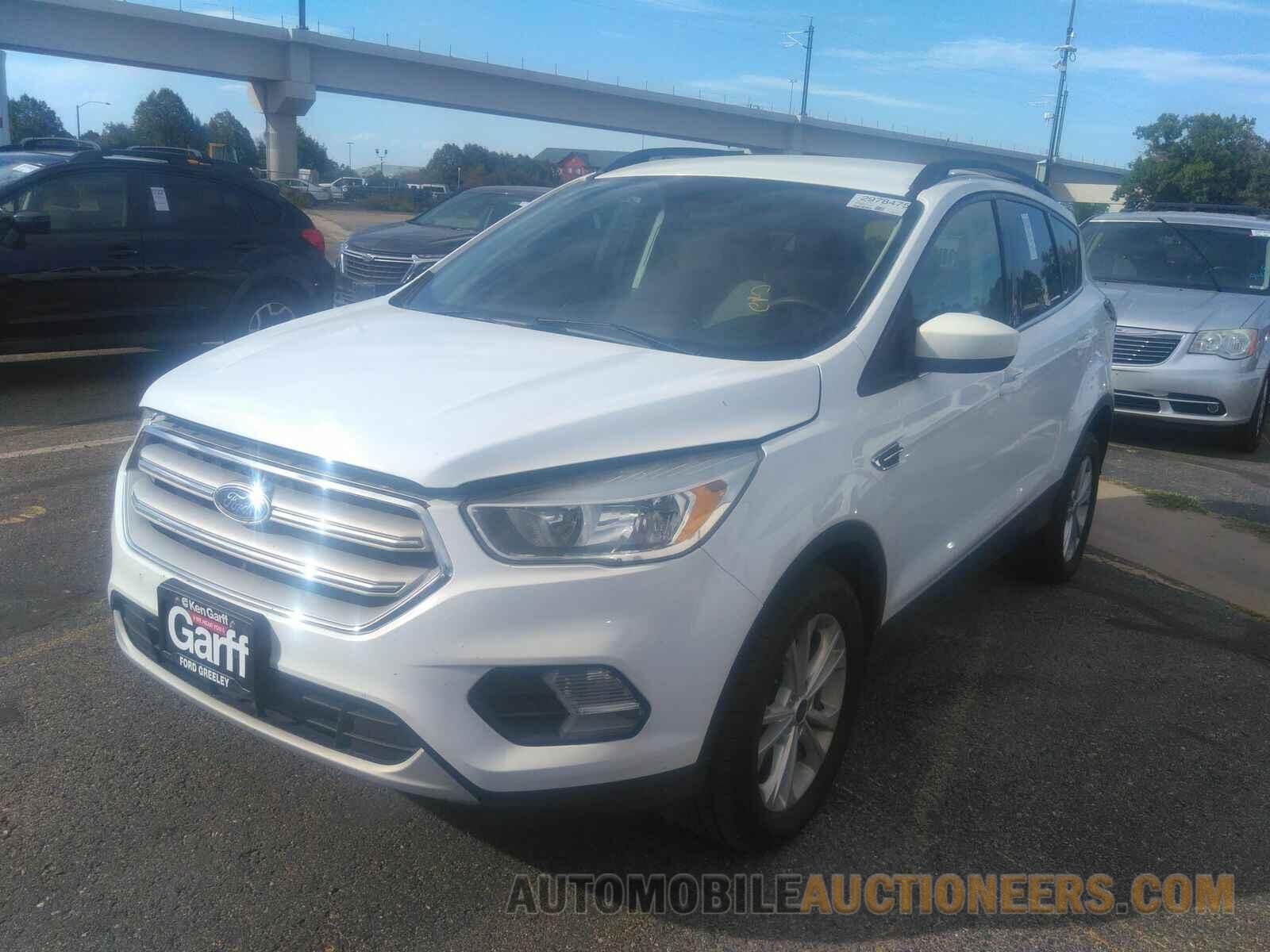 1FMCU9GD4JUB43490 Ford Escape 2018