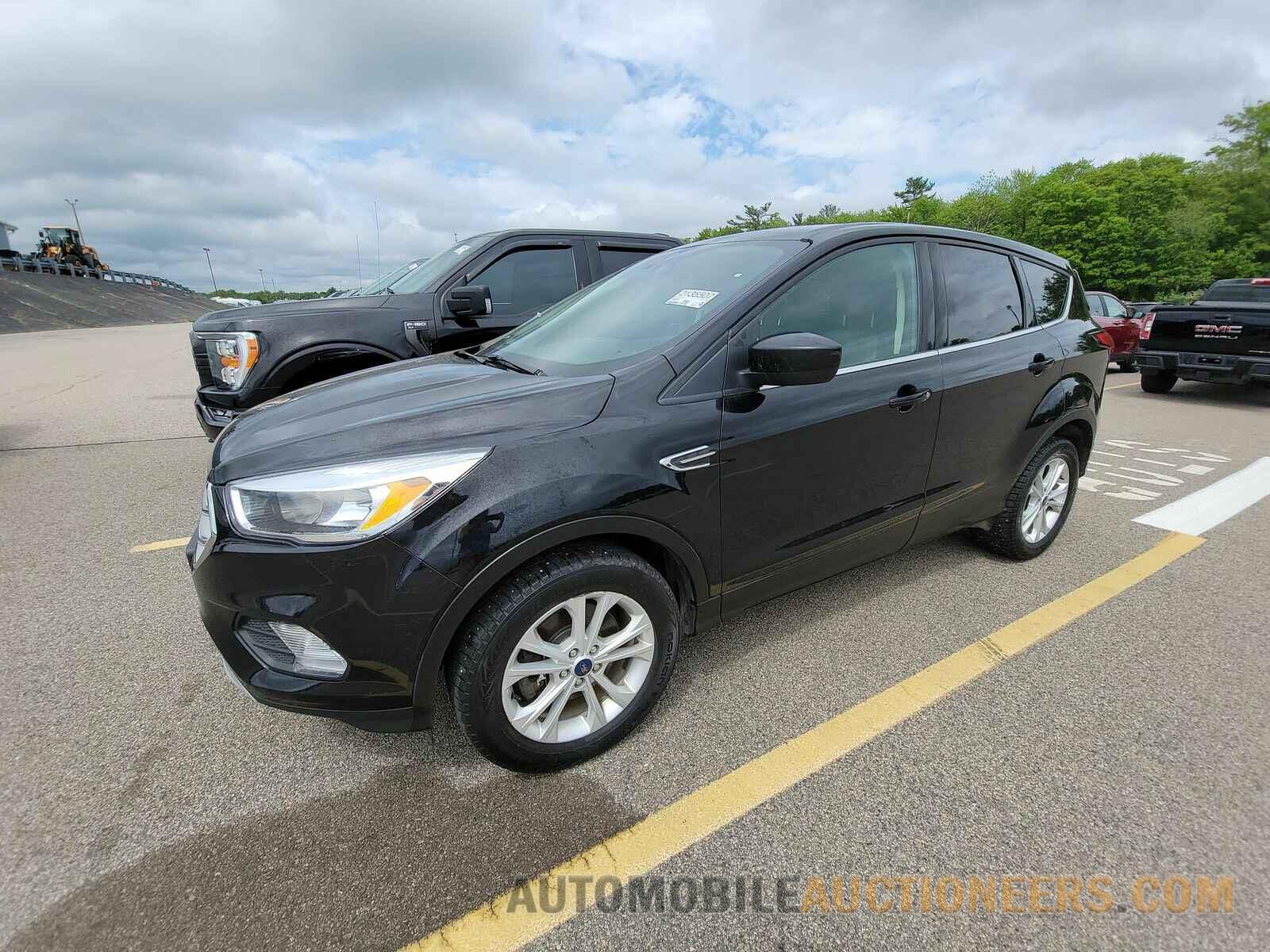 1FMCU9GD4KUB73493 Ford Escape 2019