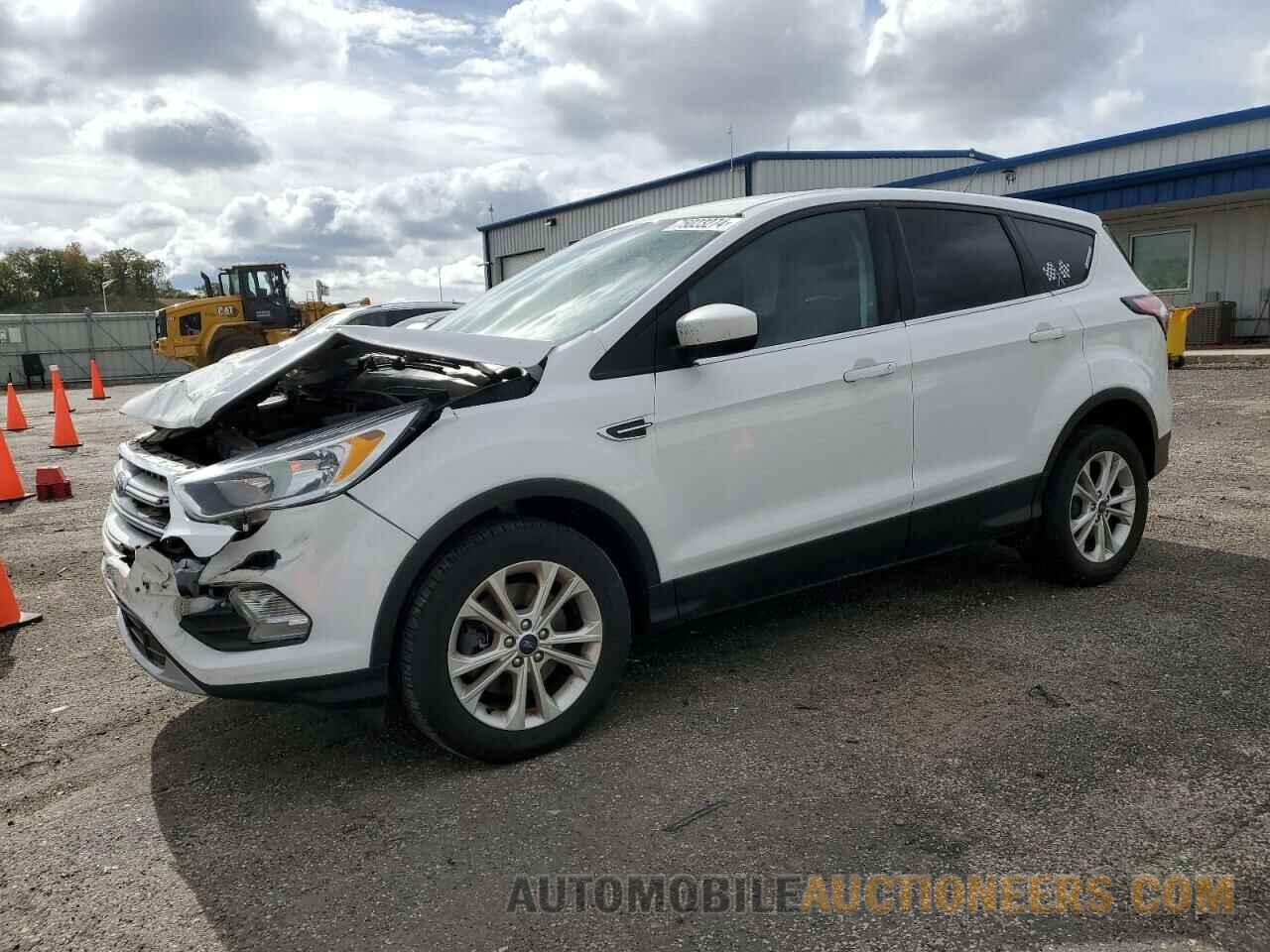 1FMCU9GD5HUA82239 FORD ESCAPE 2017