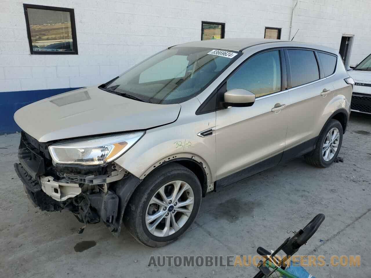 1FMCU9GD5HUD73467 FORD ESCAPE 2017