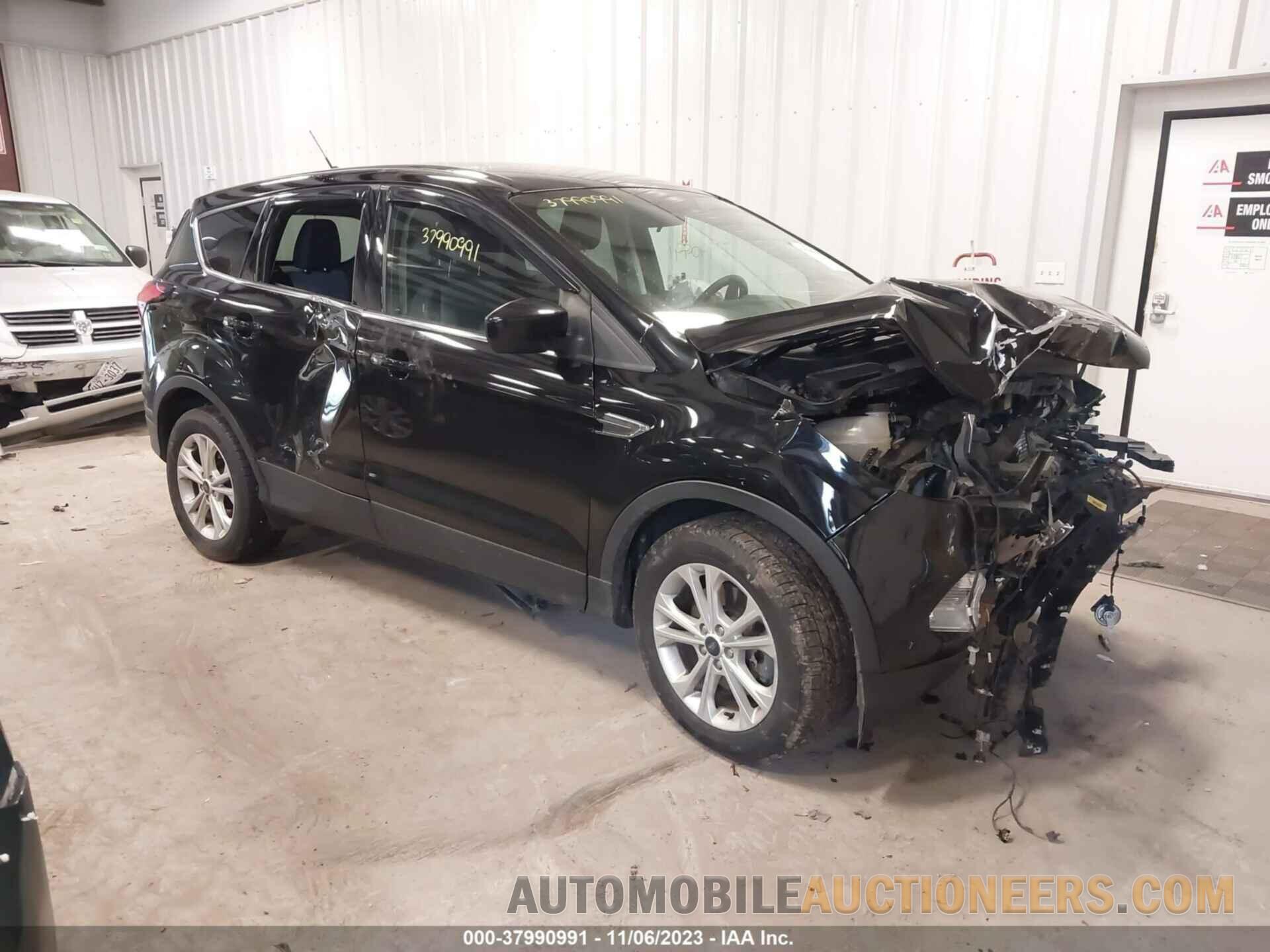 1FMCU9GD5KUA68834 FORD ESCAPE 2019