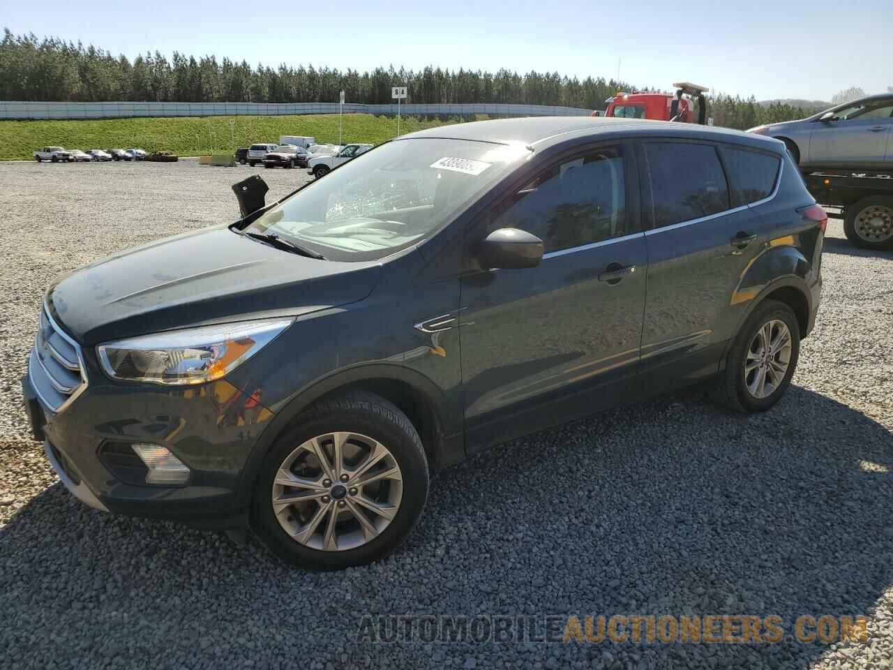 1FMCU9GD5KUB14243 FORD ESCAPE 2019