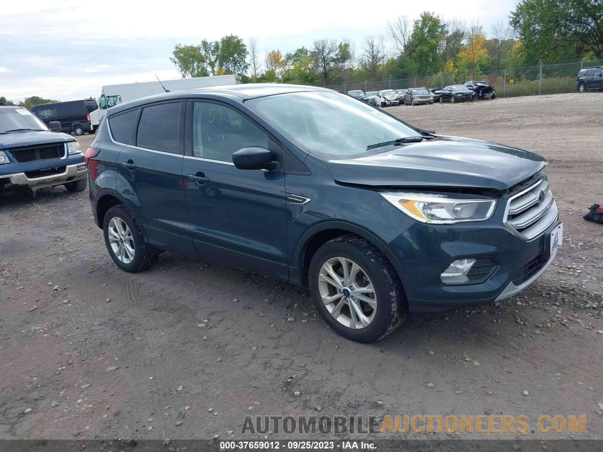 1FMCU9GD5KUB22374 FORD ESCAPE 2019