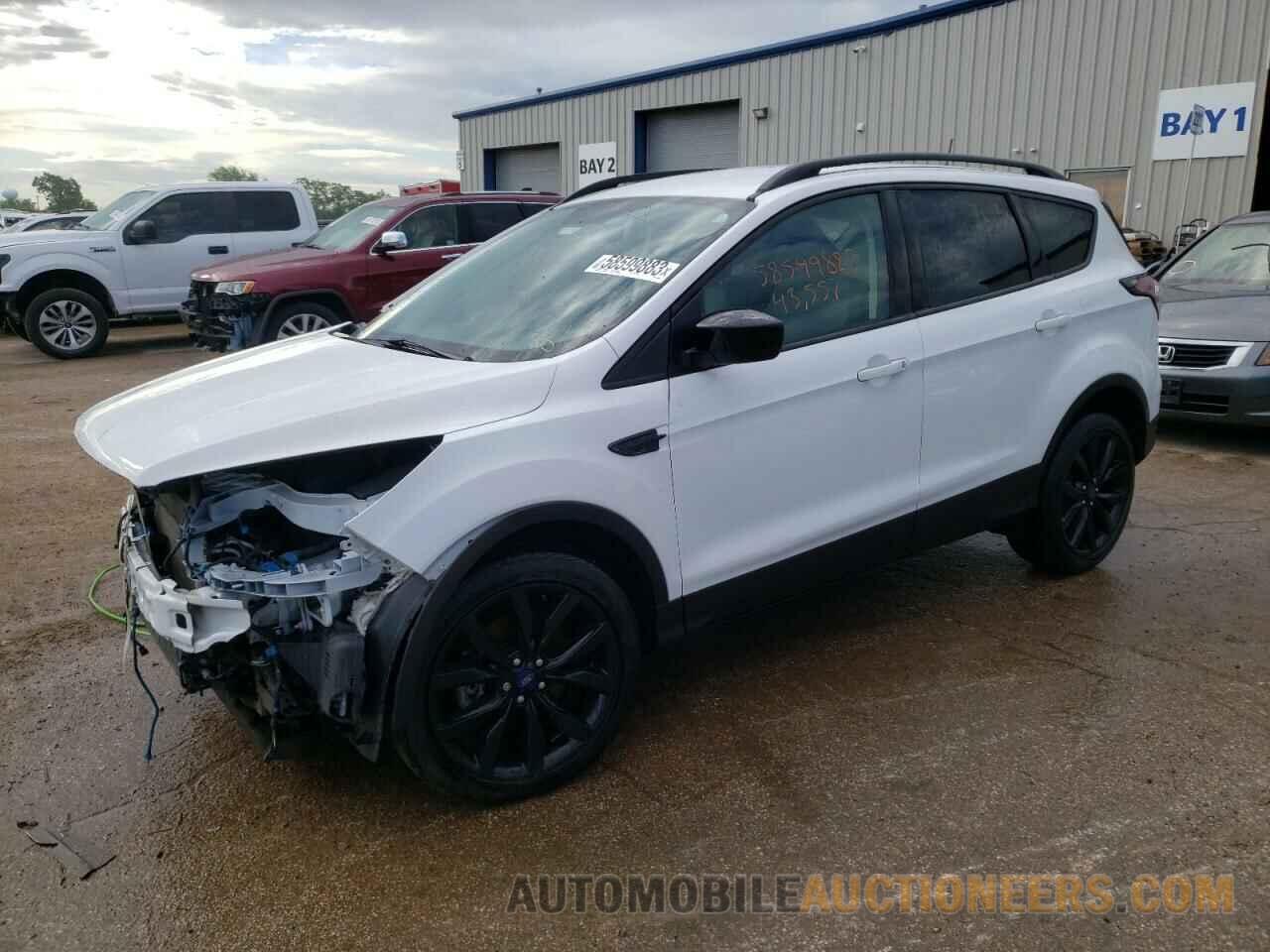 1FMCU9GD6JUA49840 FORD ESCAPE 2018