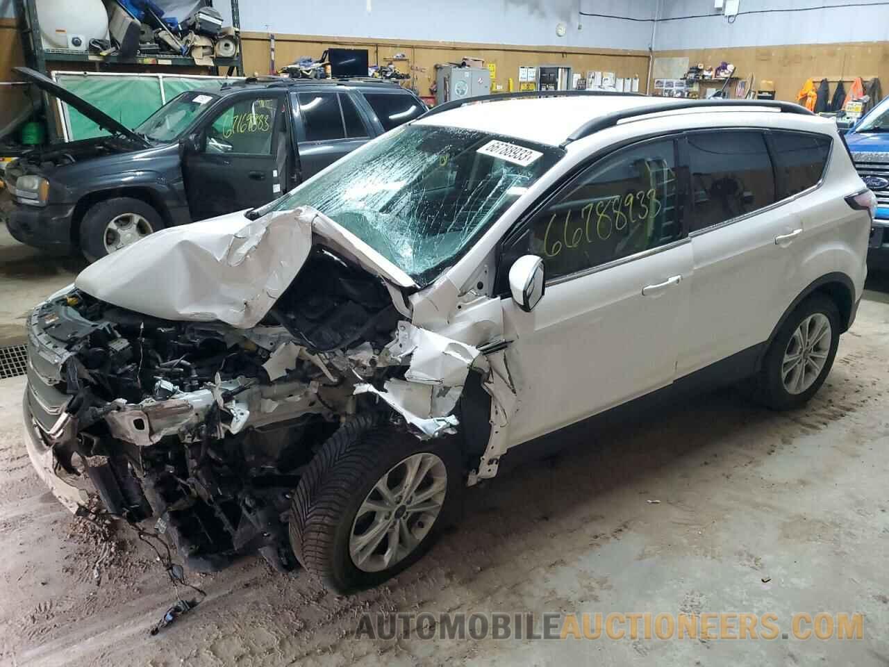 1FMCU9GD6JUB09776 FORD ESCAPE 2018